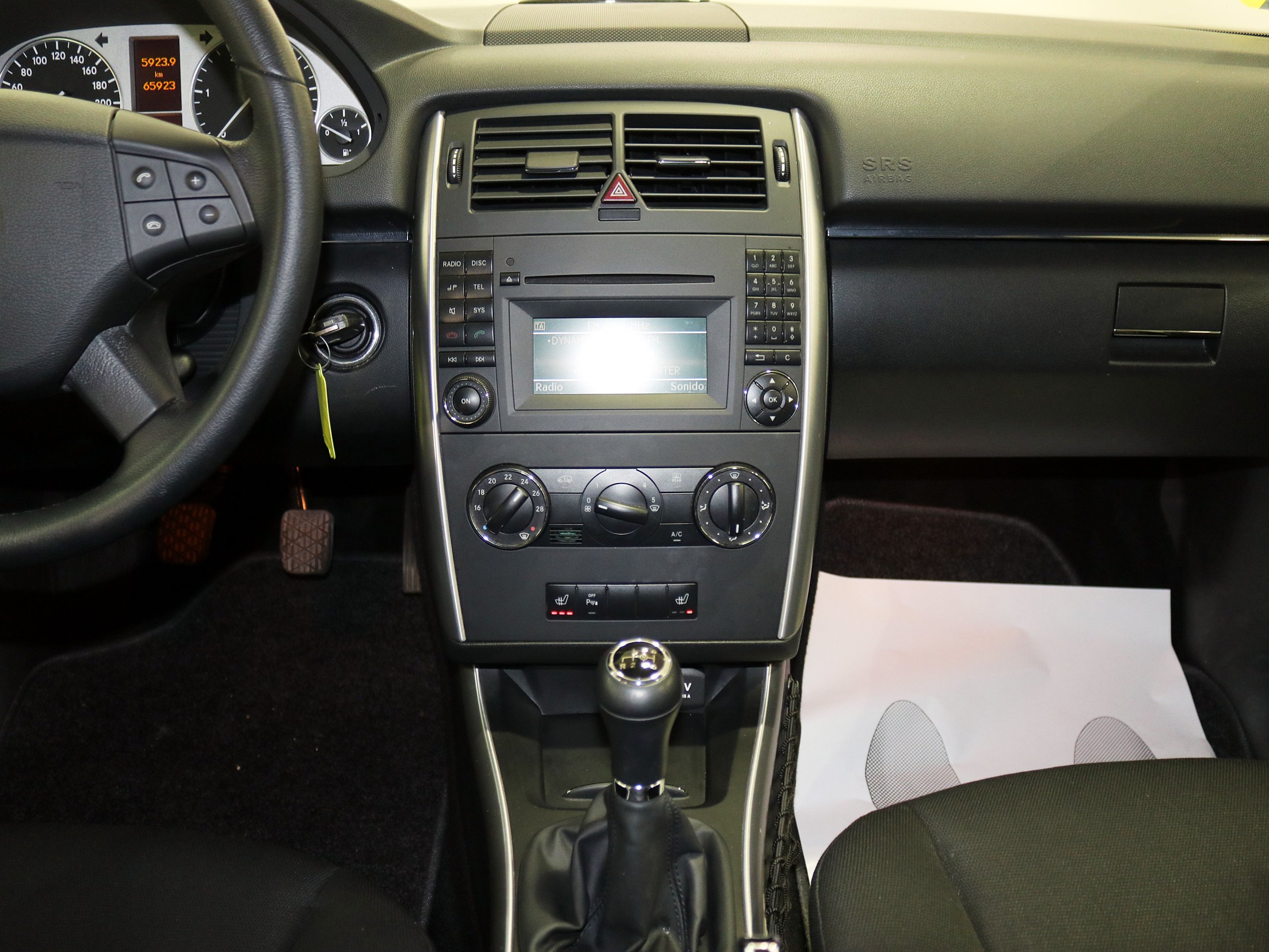 Foto Mercedes-Benz B 180 21