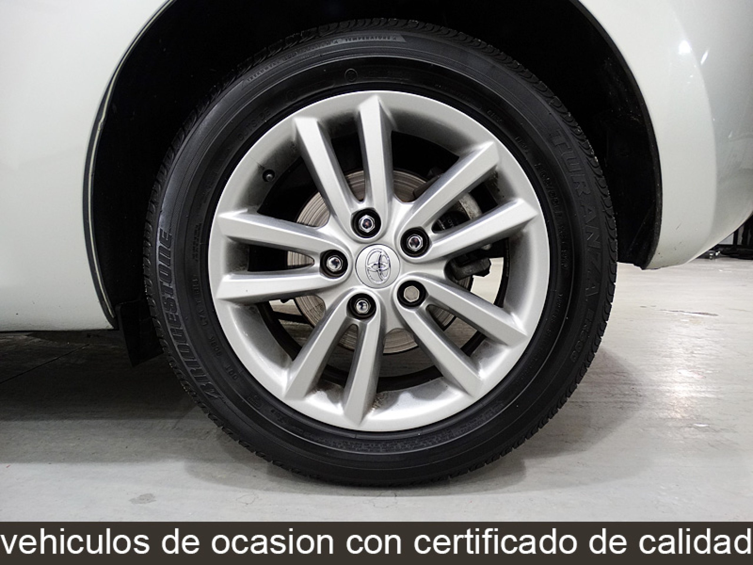 Foto Toyota Auris 35