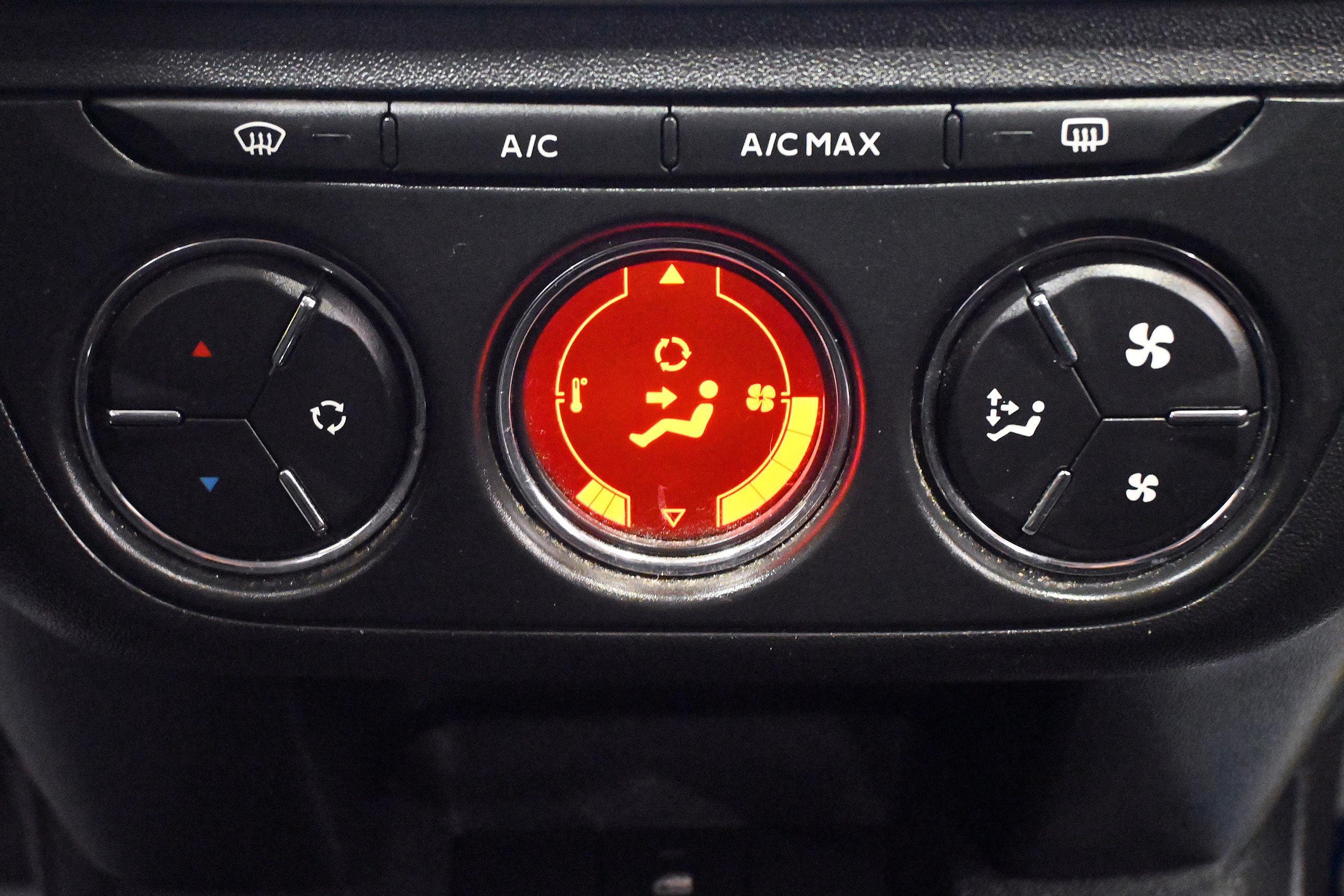 Foto Citroen C-Elysee 24