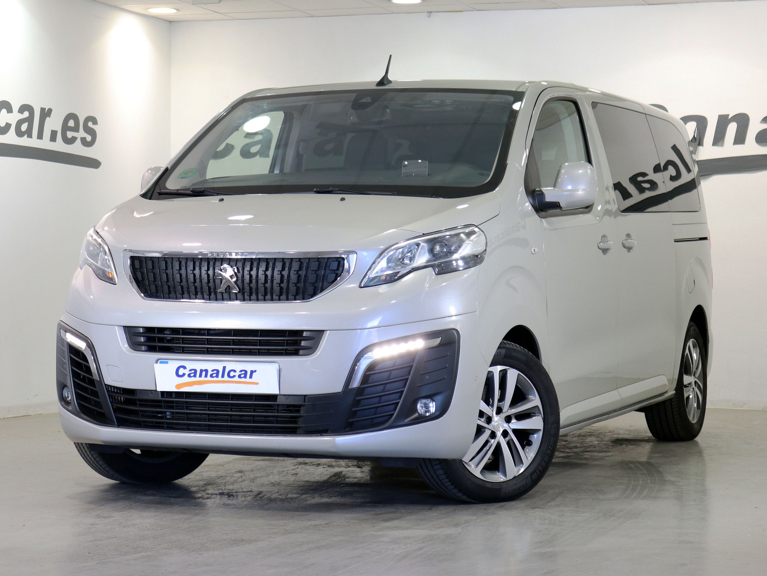 Foto Peugeot Traveller 1