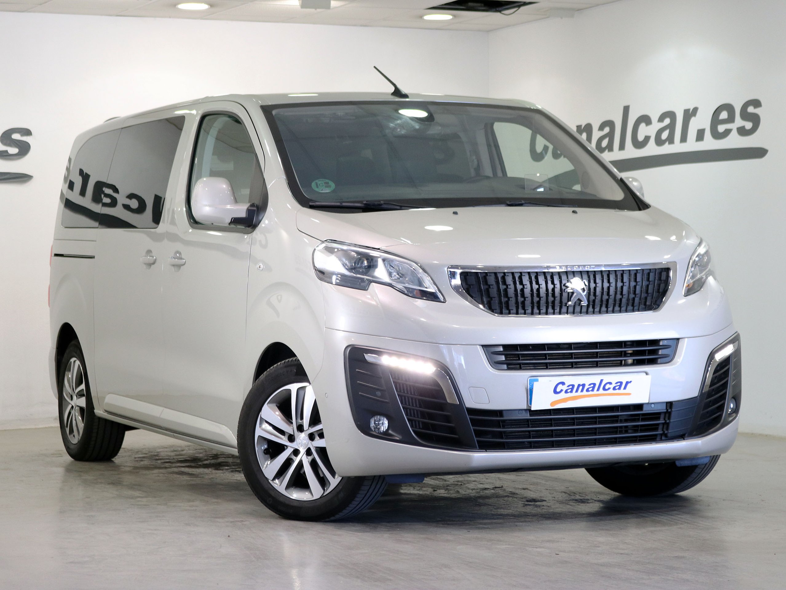 Foto Peugeot Traveller 4