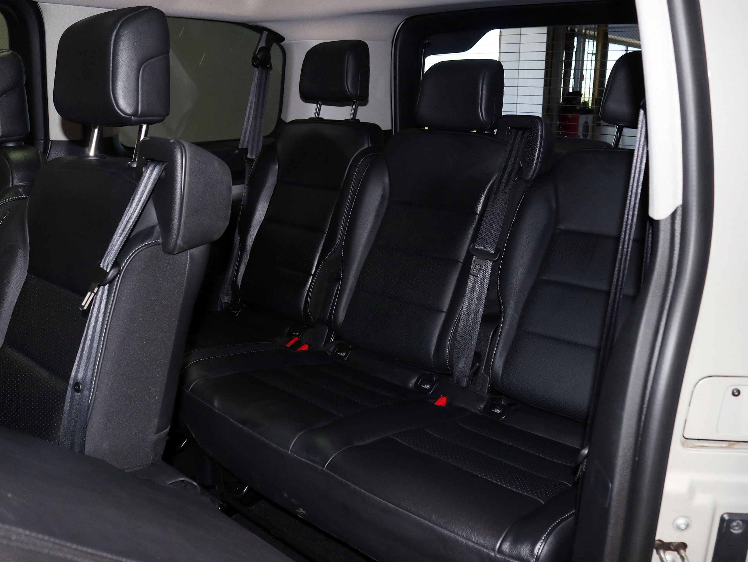 Foto Peugeot Traveller 16