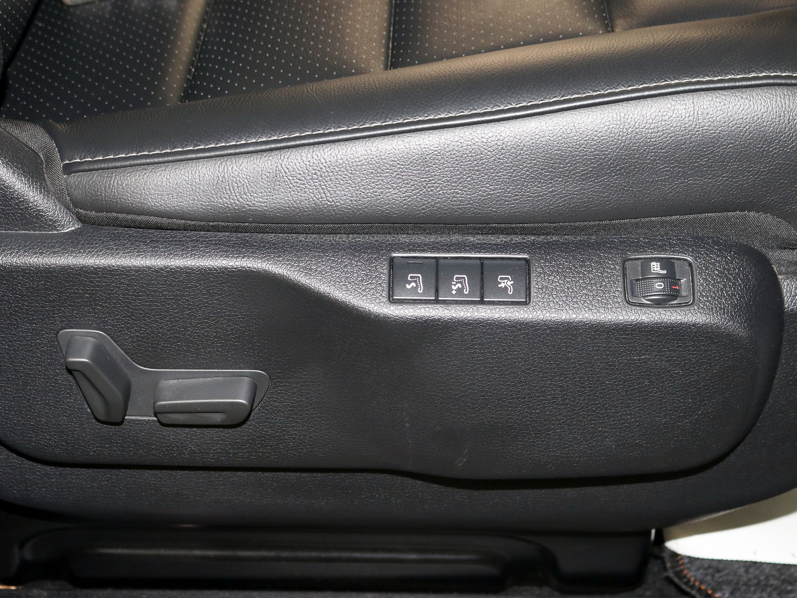 Foto Peugeot Traveller 35