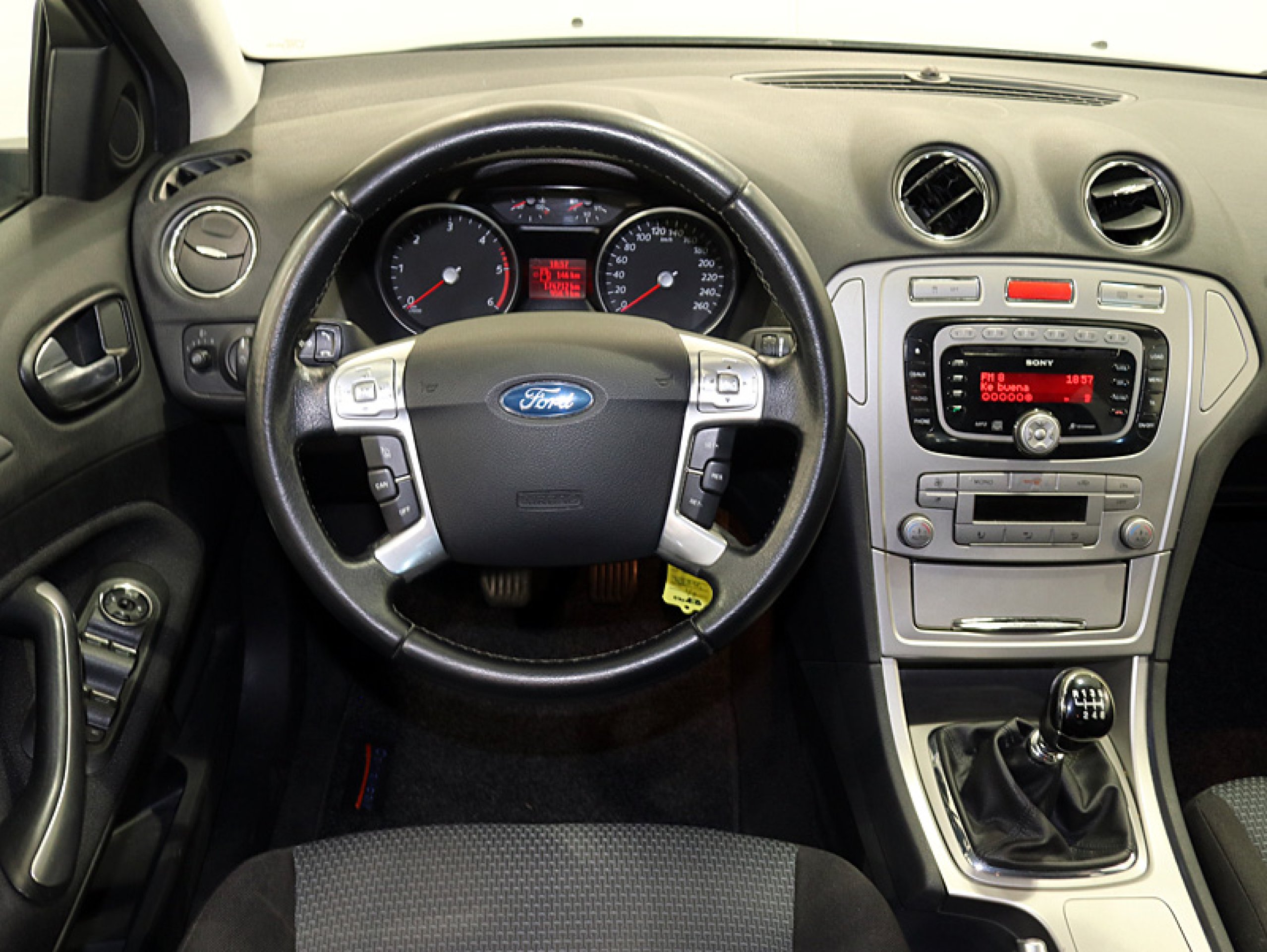 Foto Ford Mondeo 16