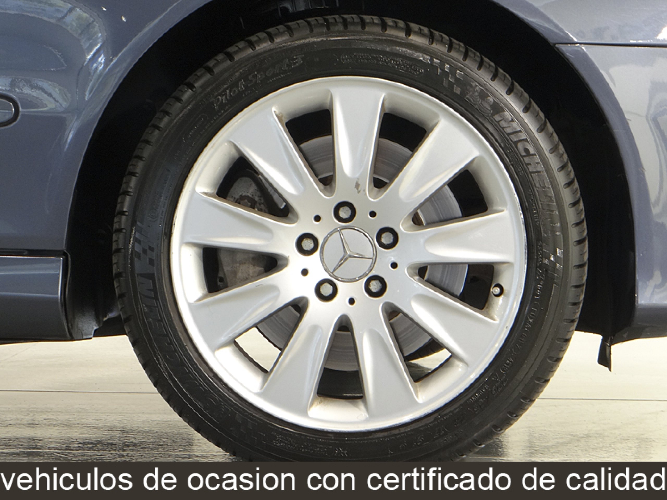 Foto Mercedes-Benz CLK 350 30