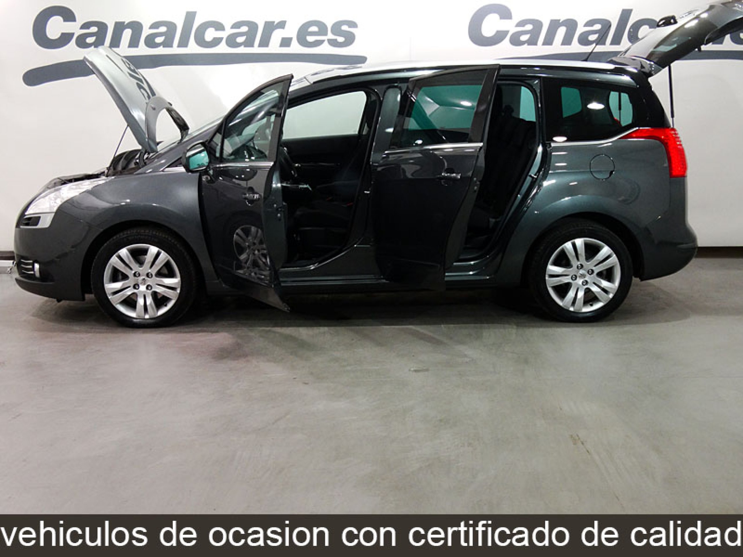 Foto Peugeot 5008 10
