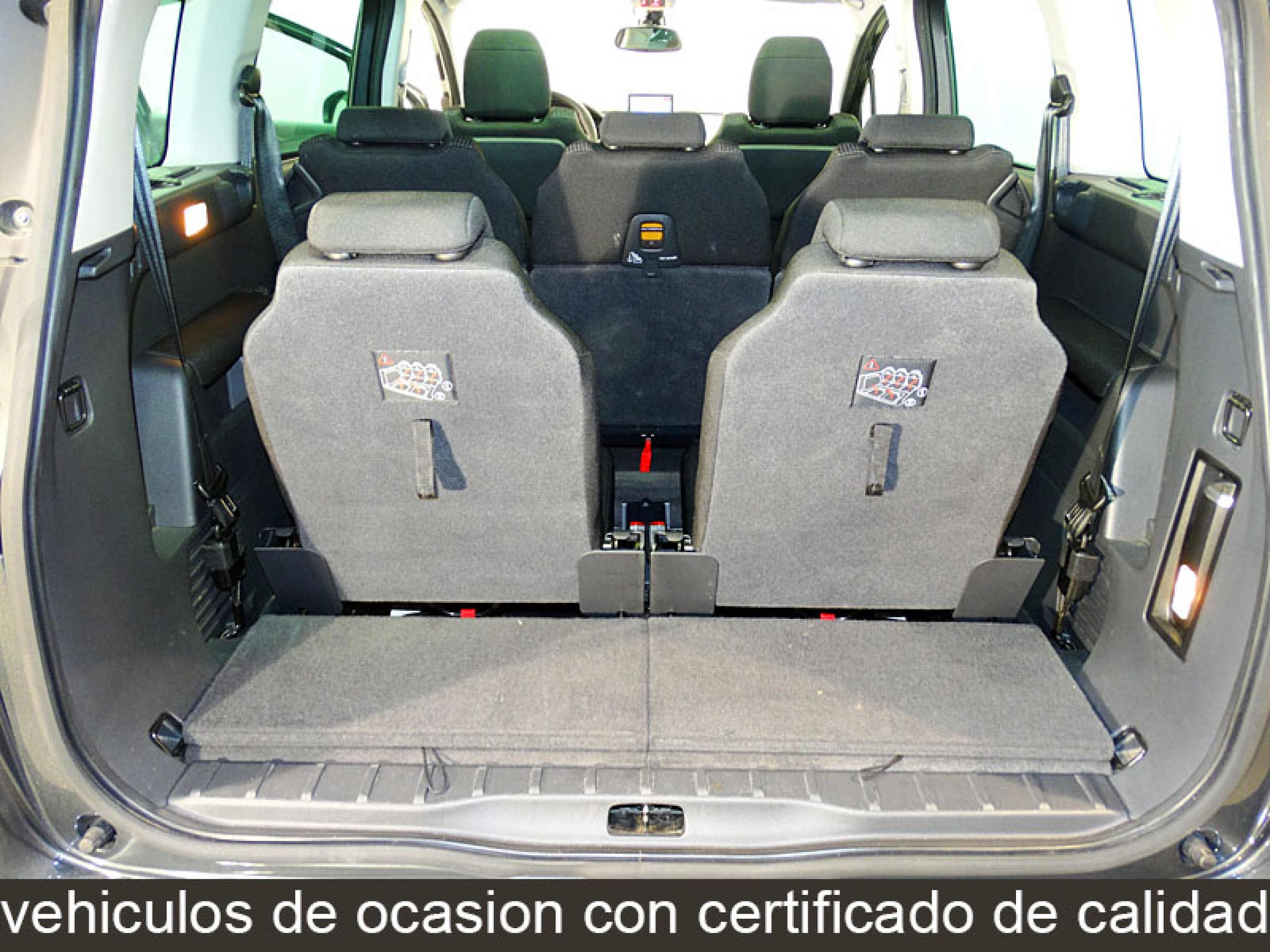Foto Peugeot 5008 14