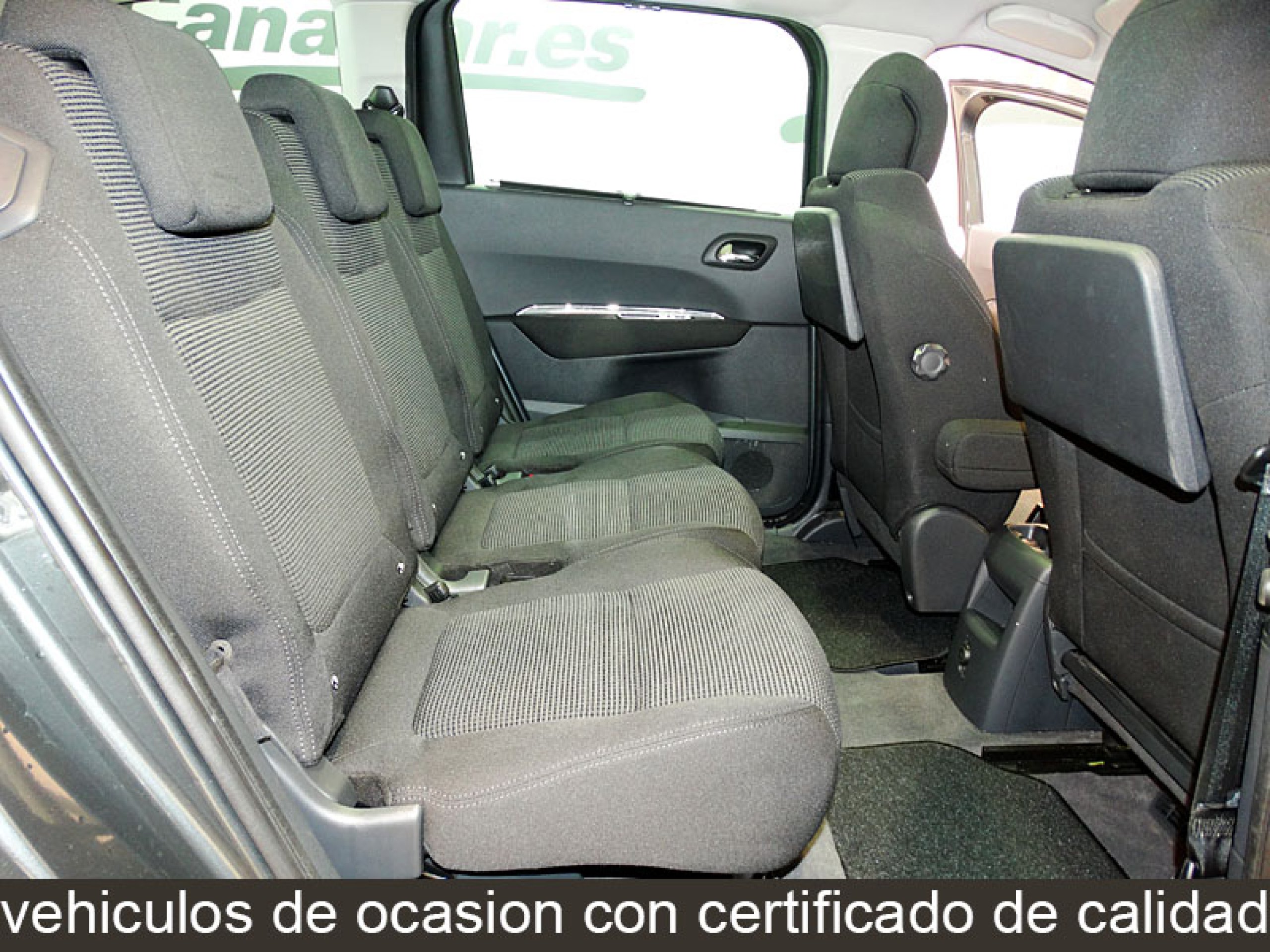 Foto Peugeot 5008 22