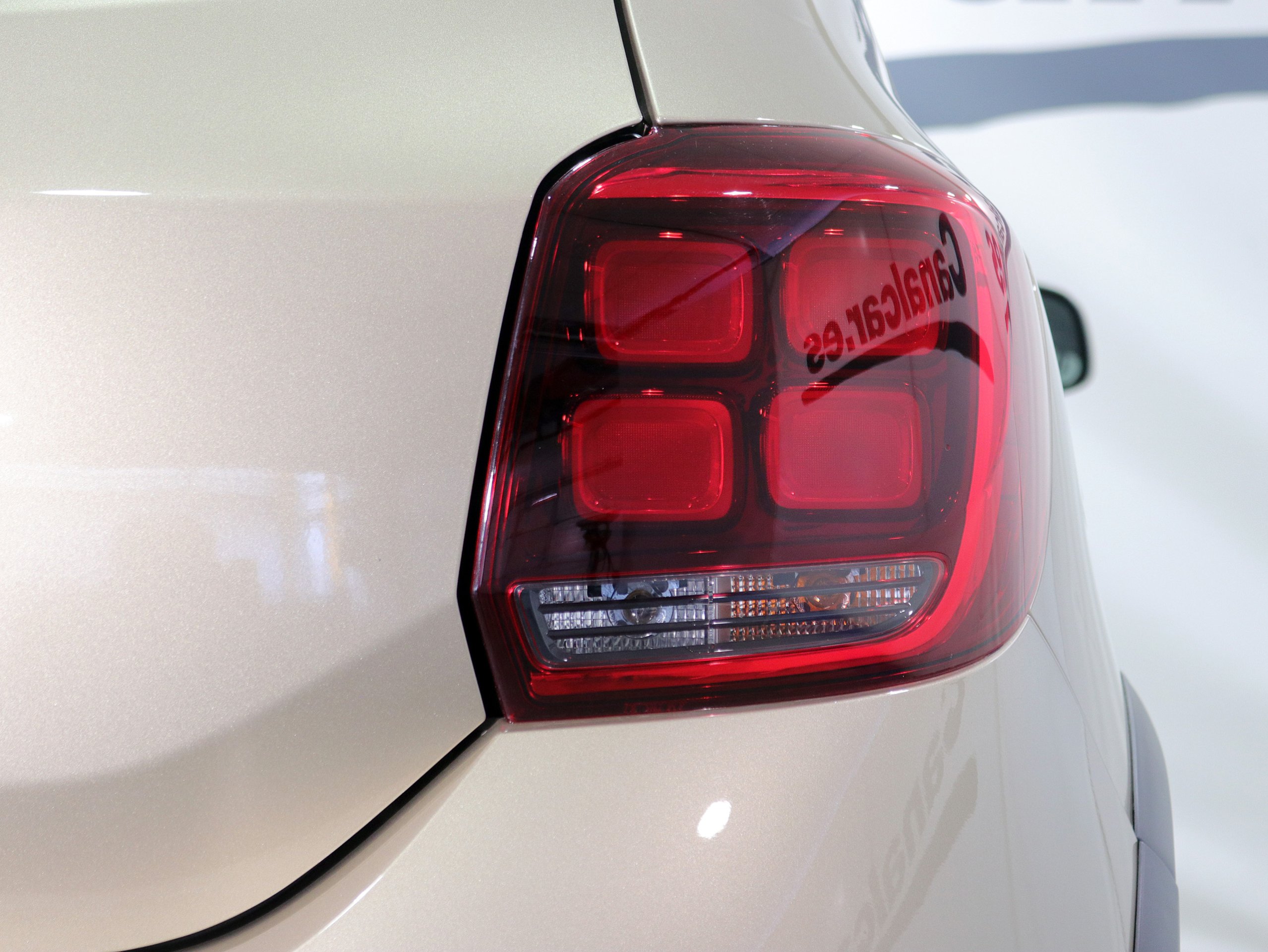 Foto Dacia Sandero 11