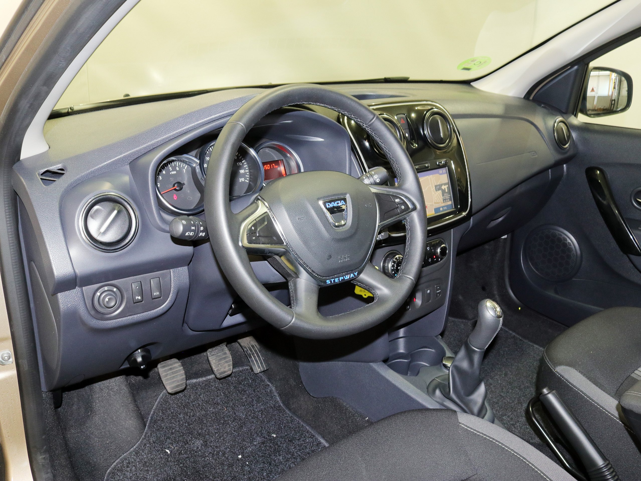 Foto Dacia Sandero 22