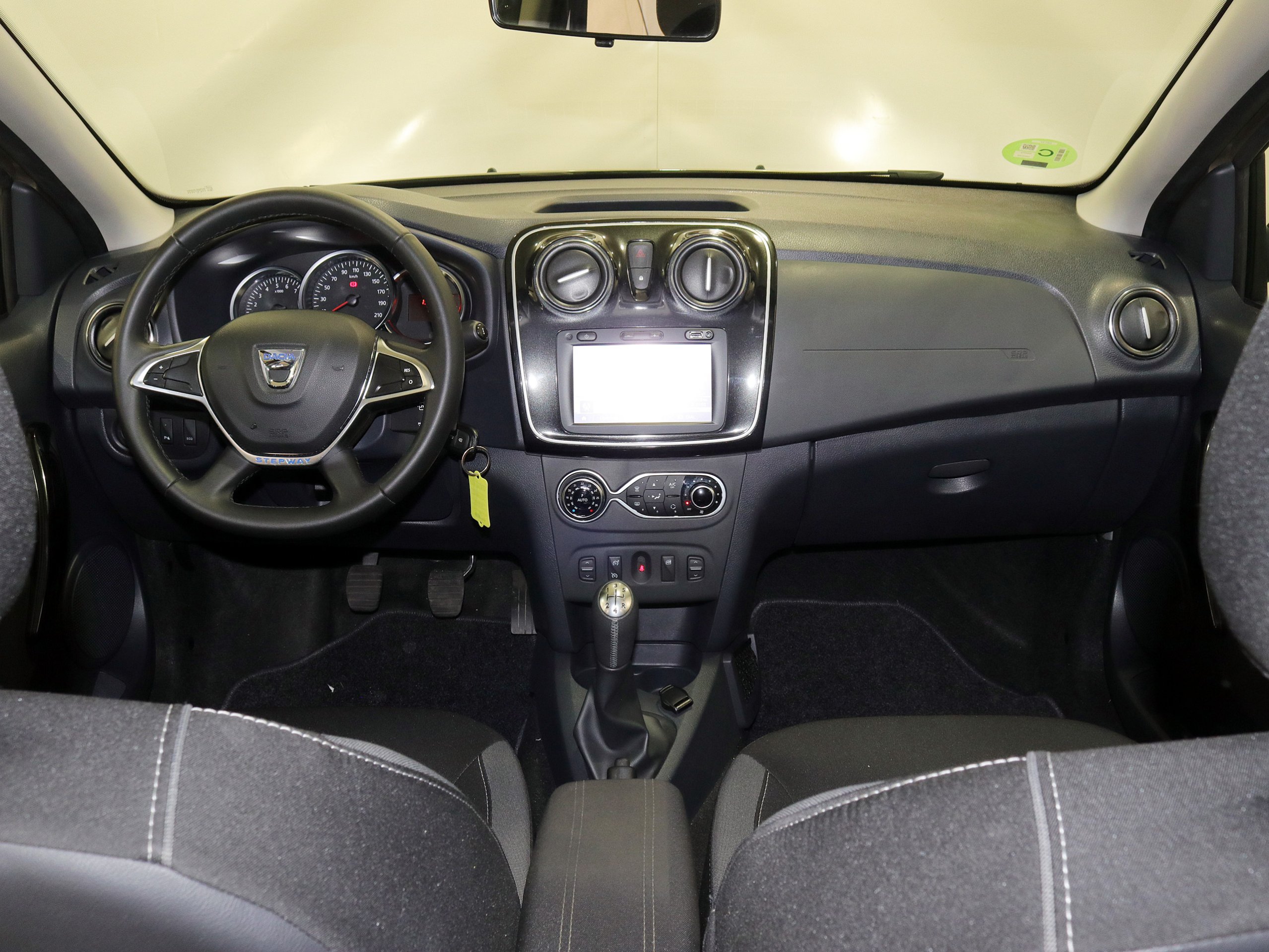 Foto Dacia Sandero 23