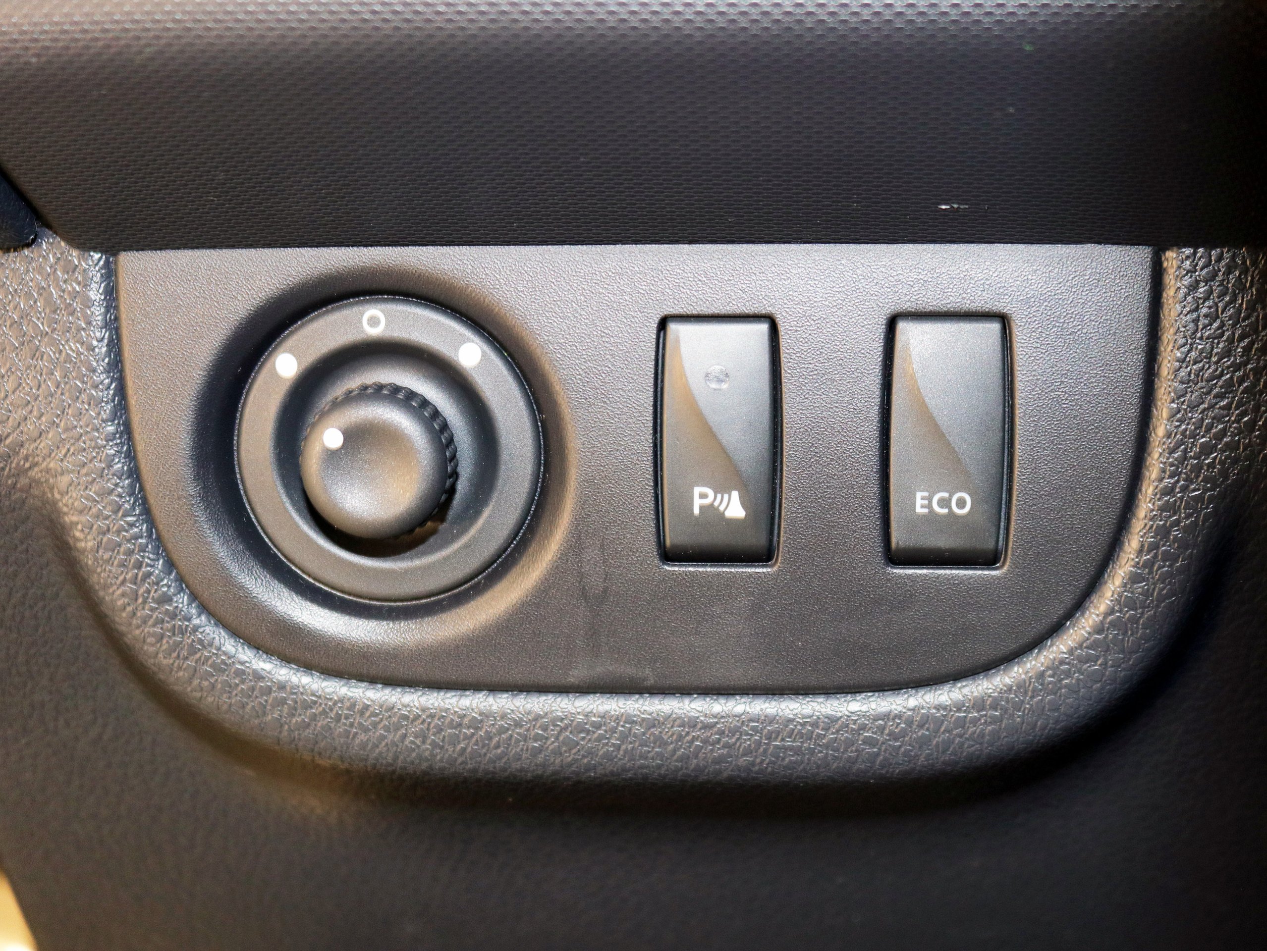 Foto Dacia Sandero 30
