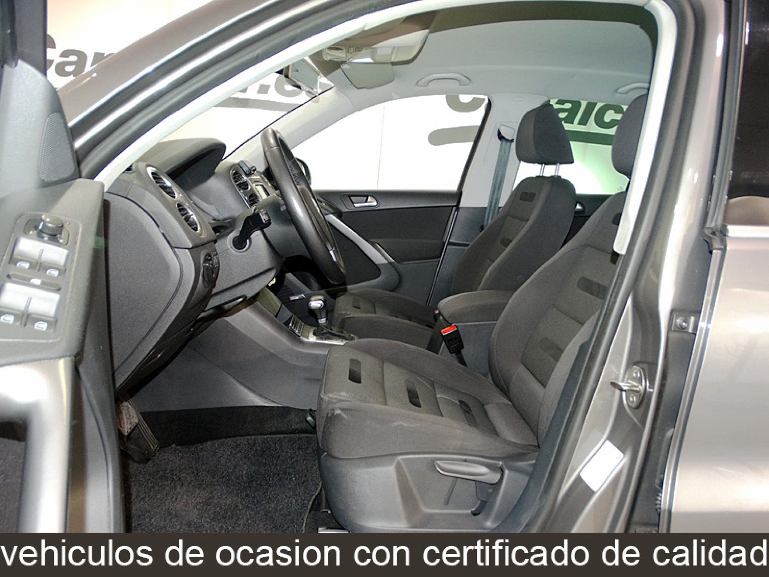 Foto Volkswagen Tiguan 14