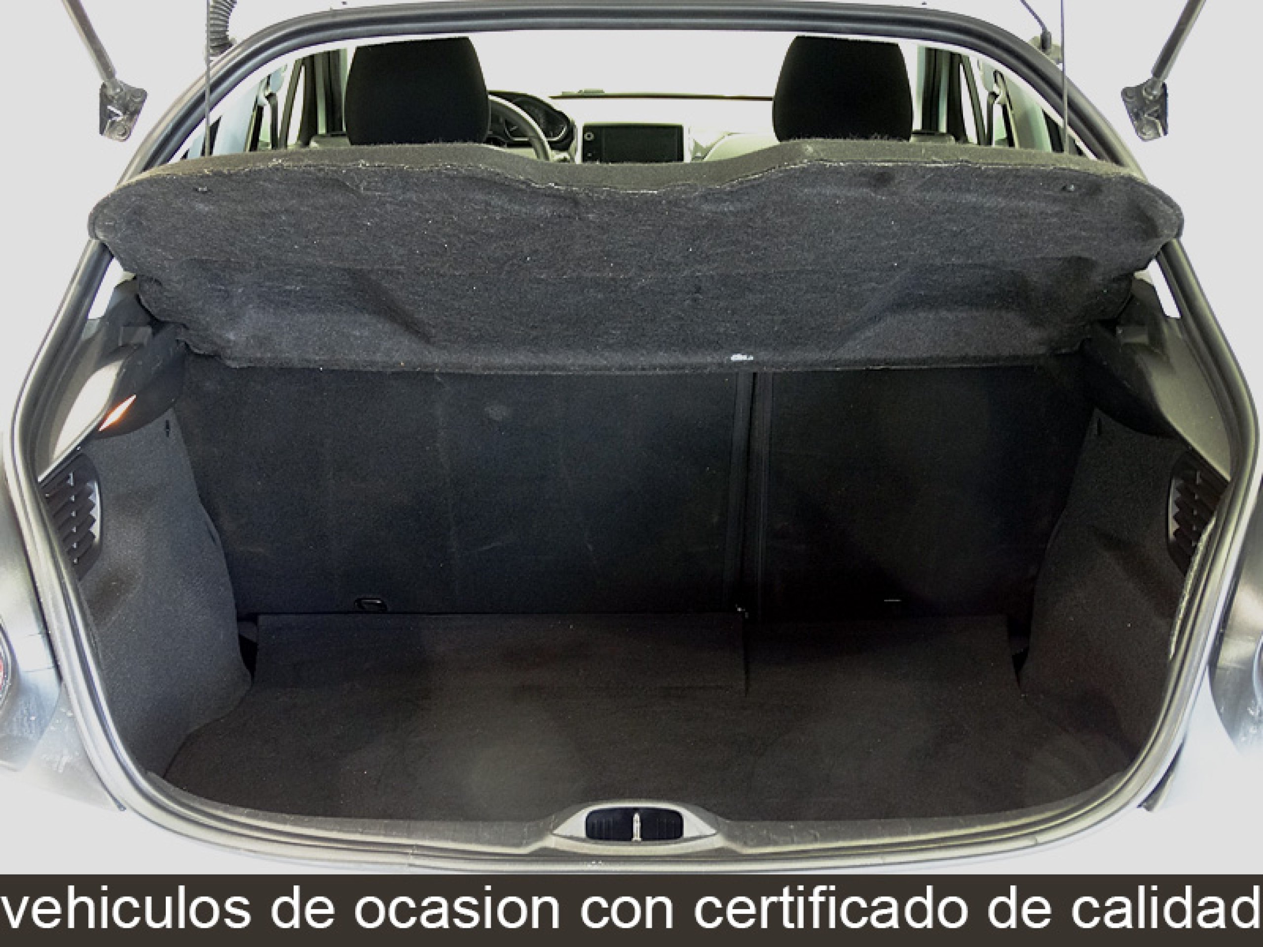 Foto Peugeot 208 16