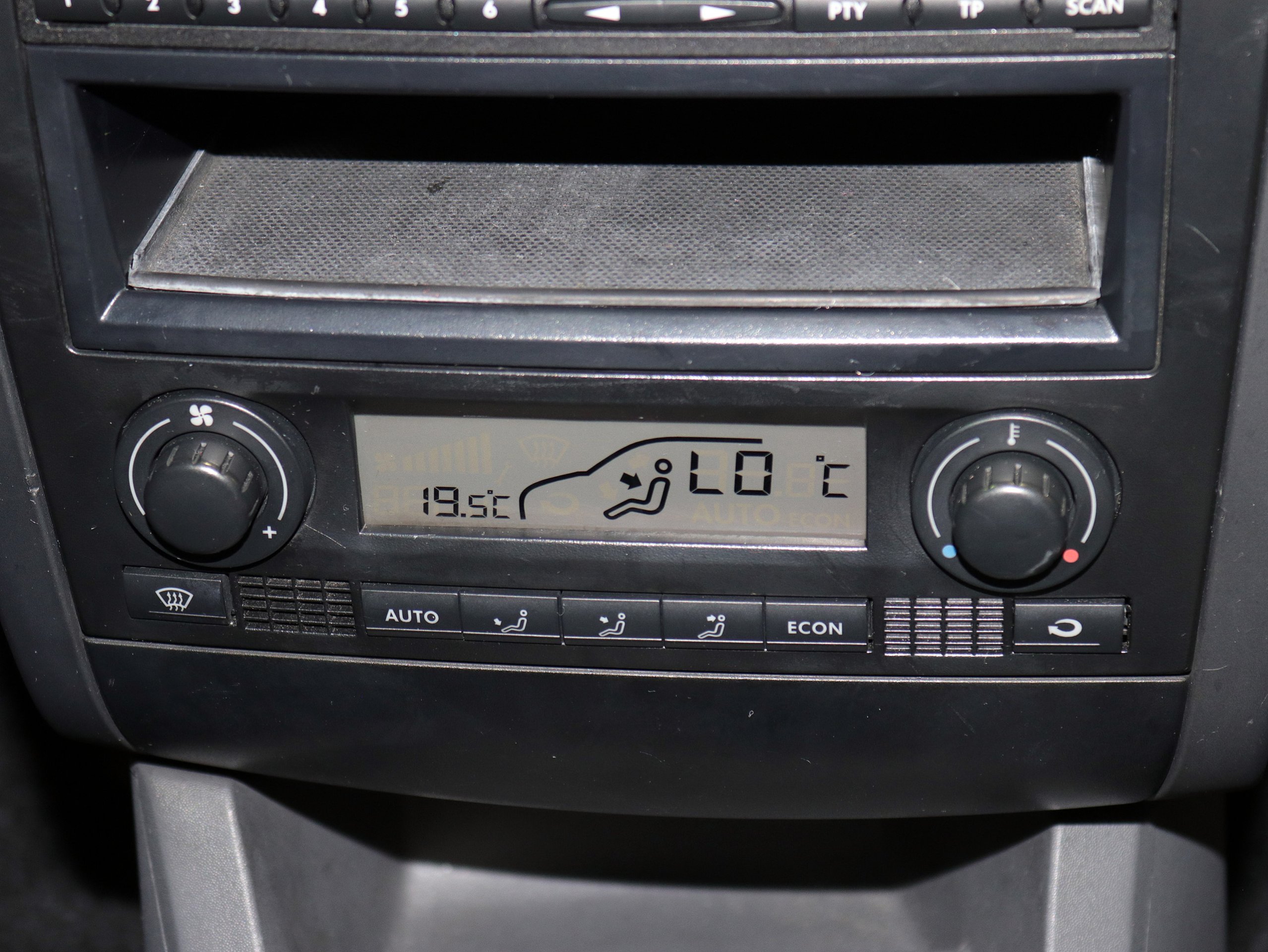 Foto Seat Ibiza 19