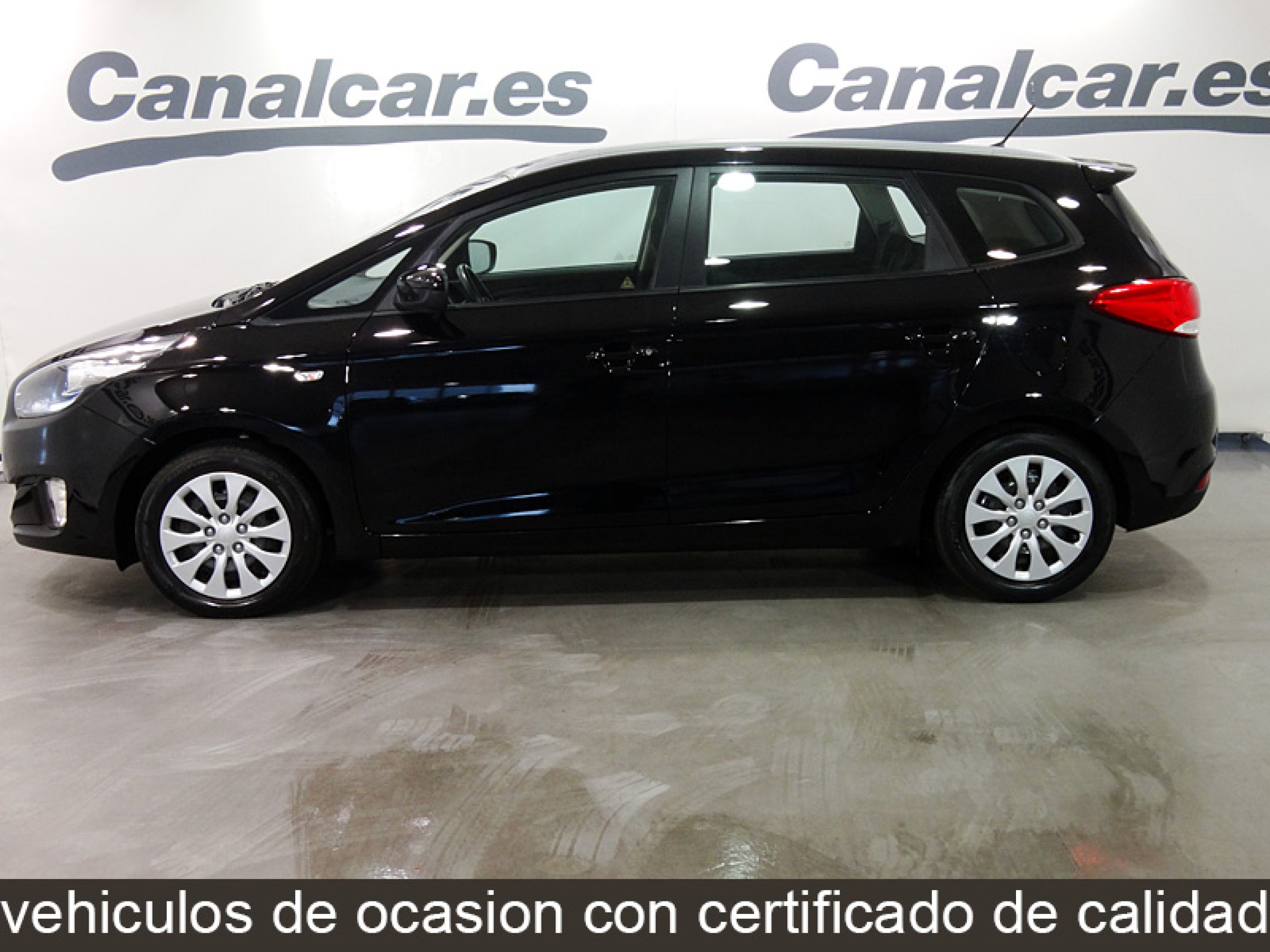 Foto Kia Carens 10