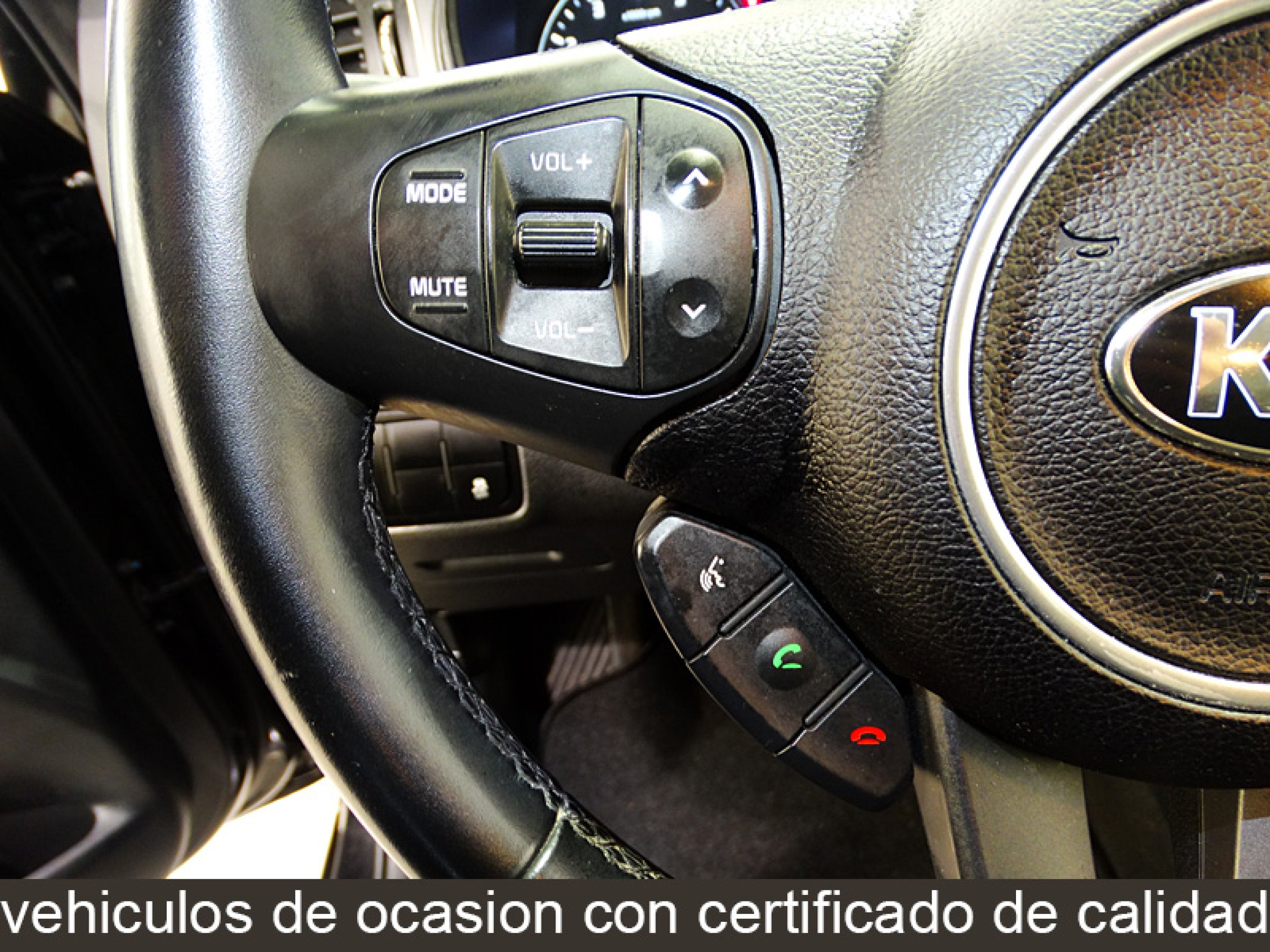 Foto Kia Carens 28
