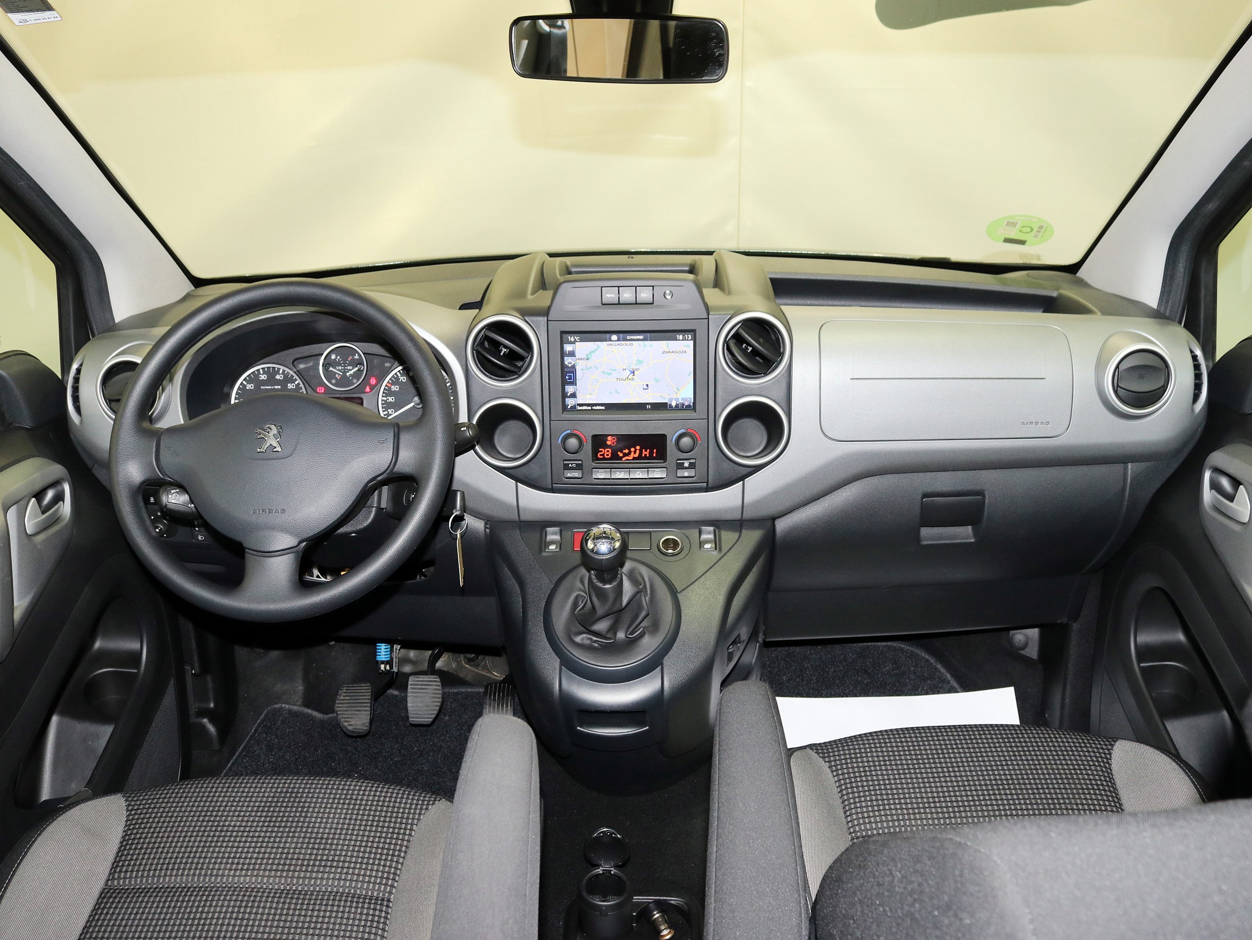 Foto Peugeot Partner 26