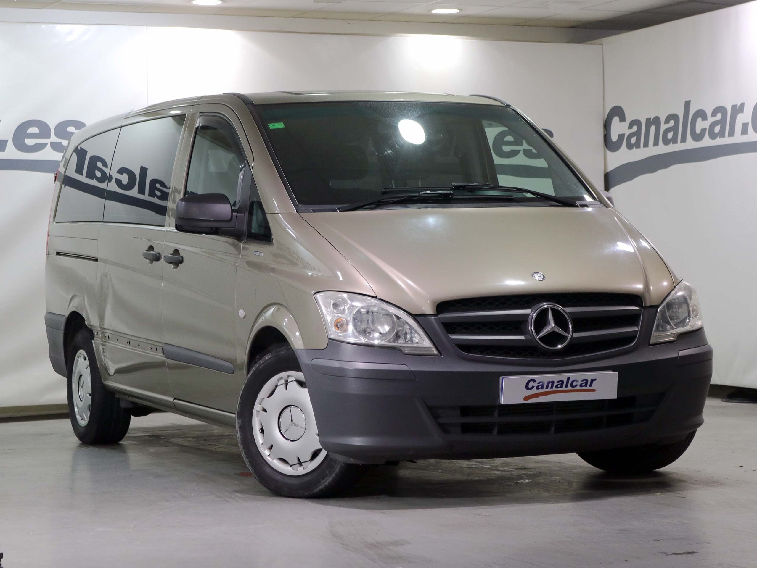 Foto Mercedes-Benz Vito 4 Foto Mercedes-Benz Vito 4
