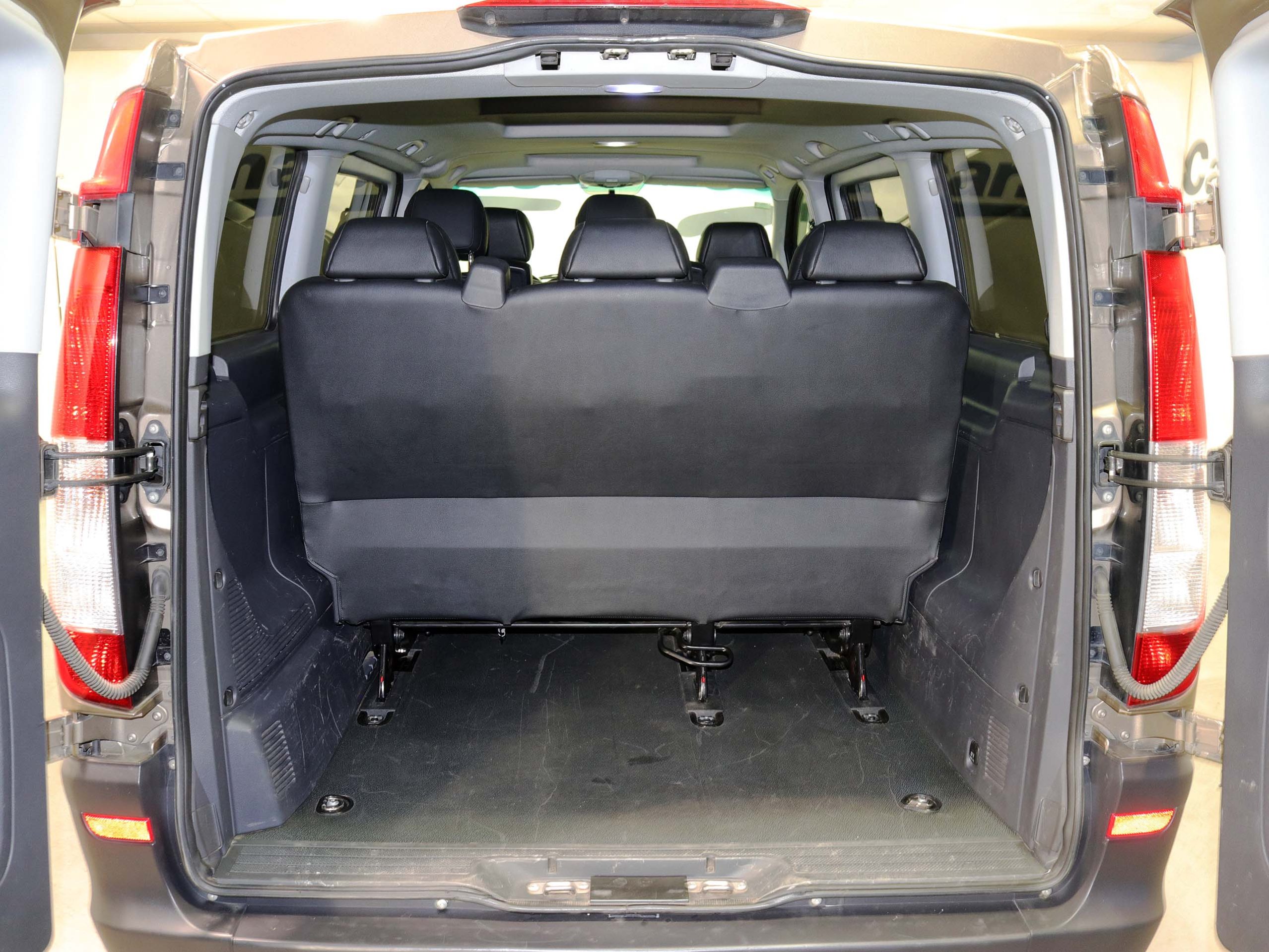Foto Mercedes-Benz Vito 9 Foto Mercedes-Benz Vito 9