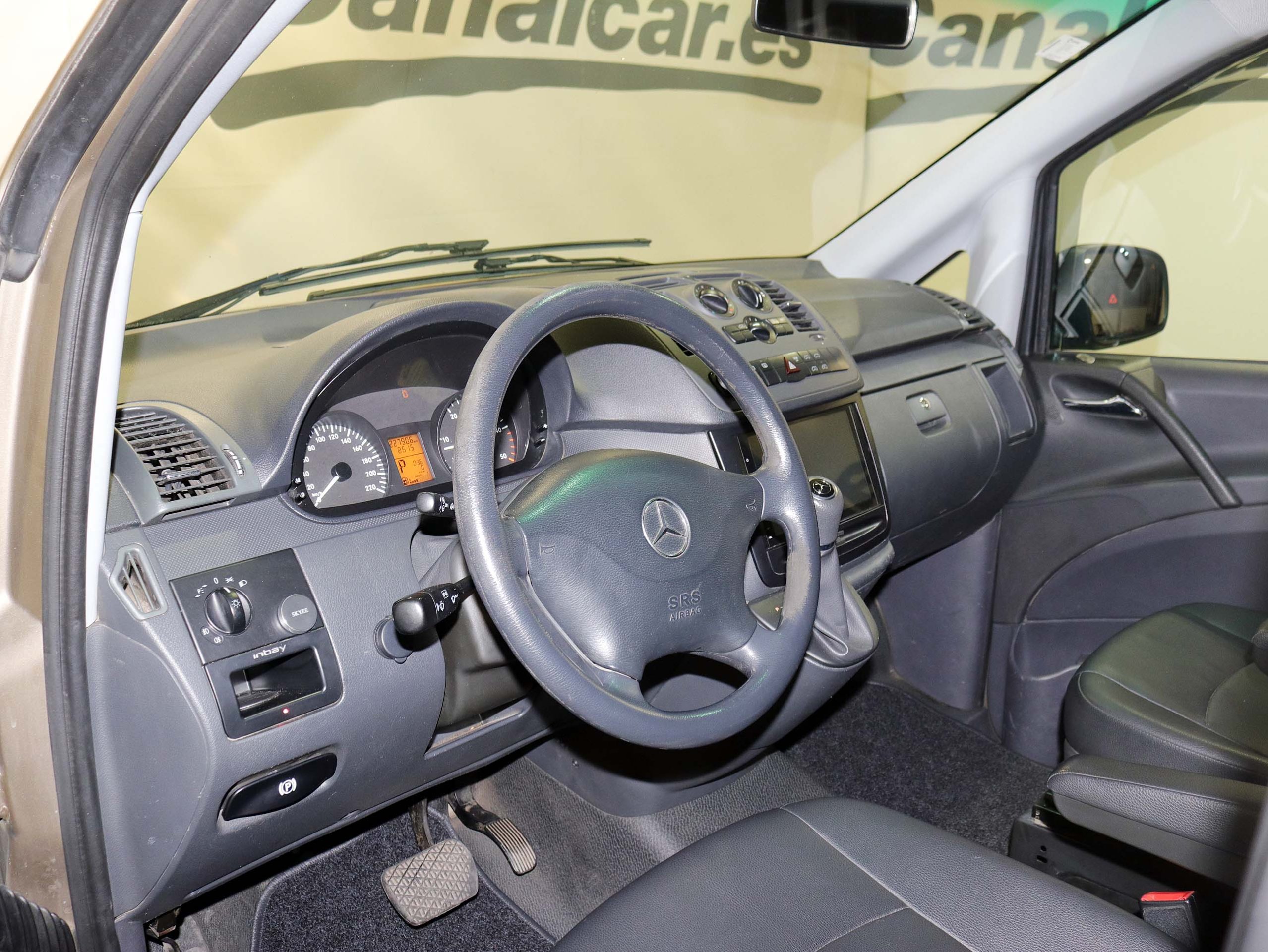 Foto Mercedes-Benz Vito 16 Foto Mercedes-Benz Vito 16