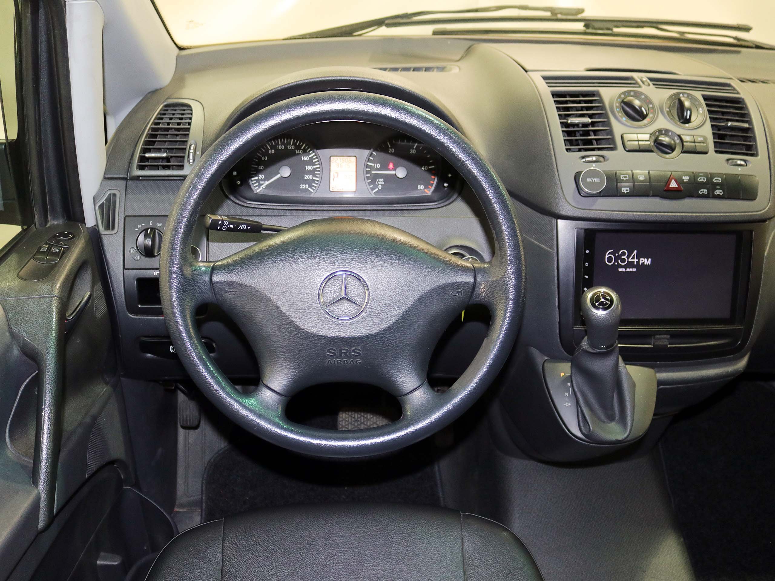 Foto Mercedes-Benz Vito 18 Foto Mercedes-Benz Vito 18