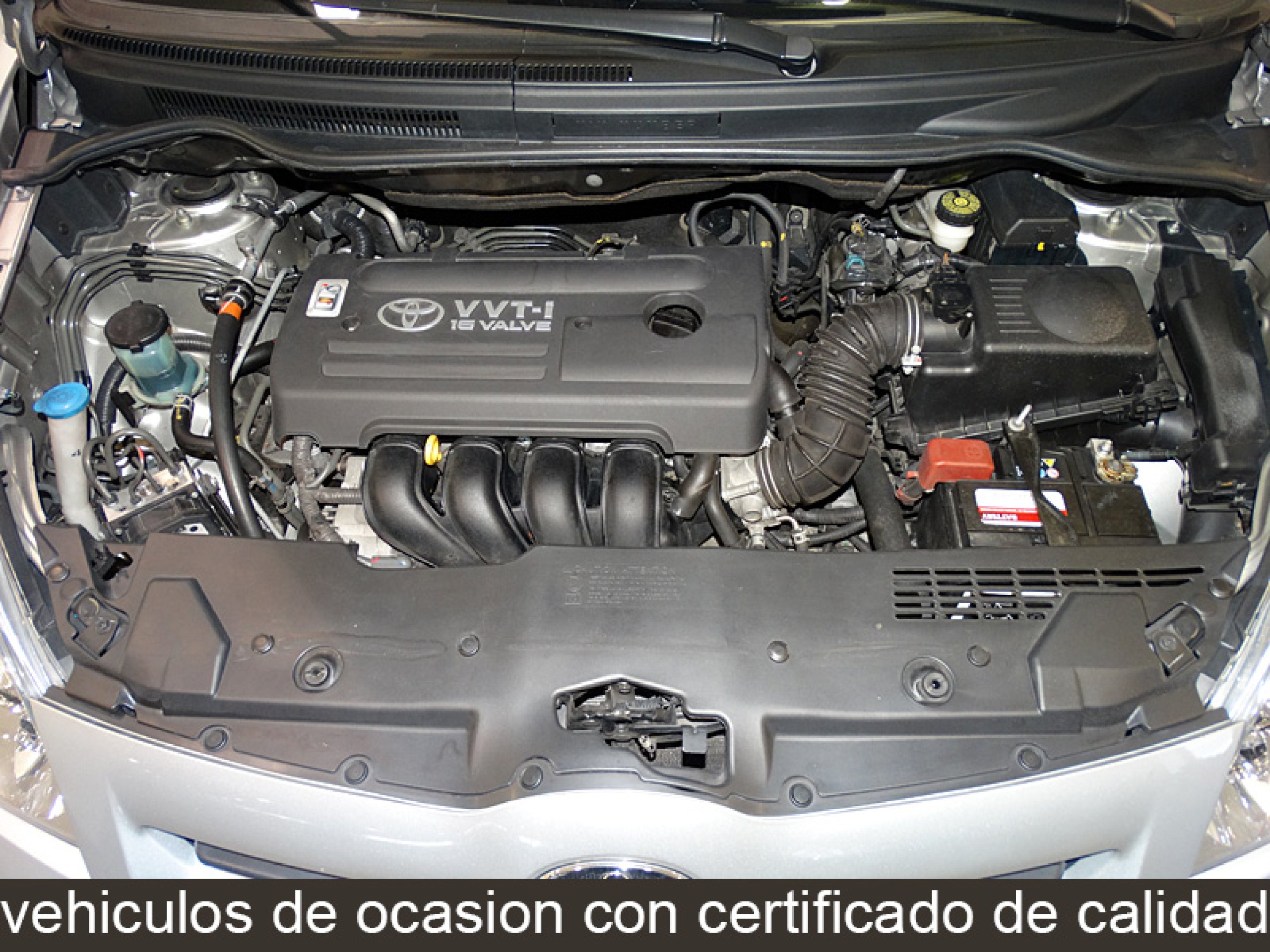 Foto Toyota Corolla Verso 9