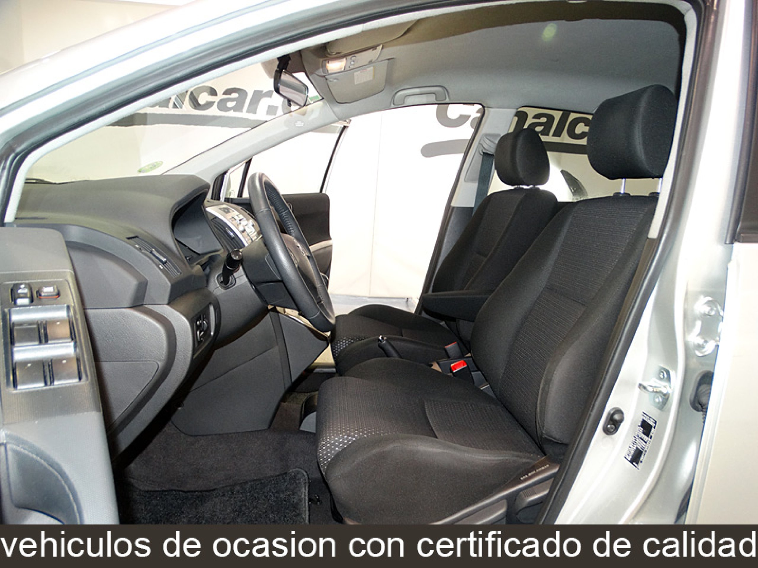 Foto Toyota Corolla Verso 17