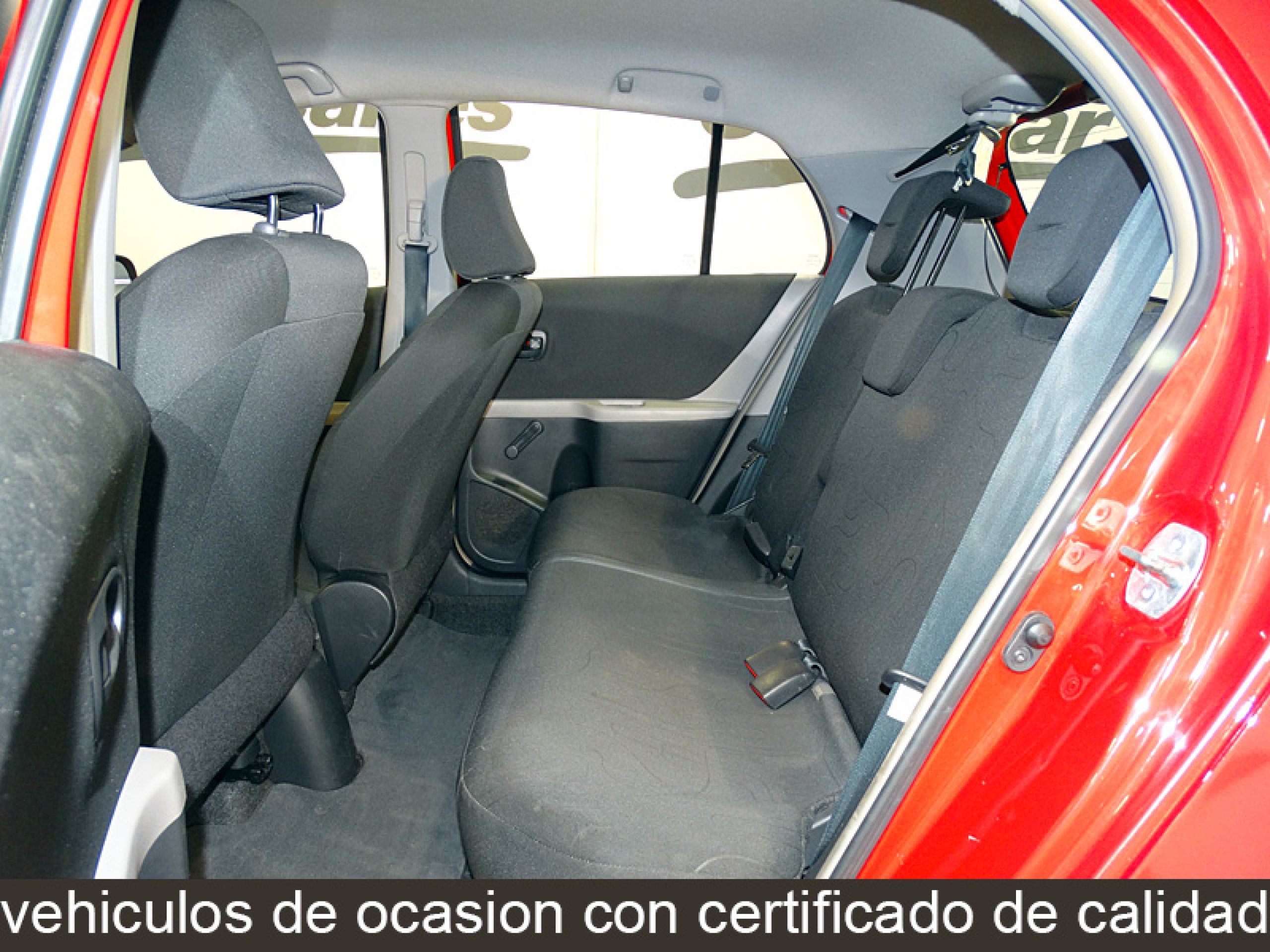 Foto Toyota Yaris 11