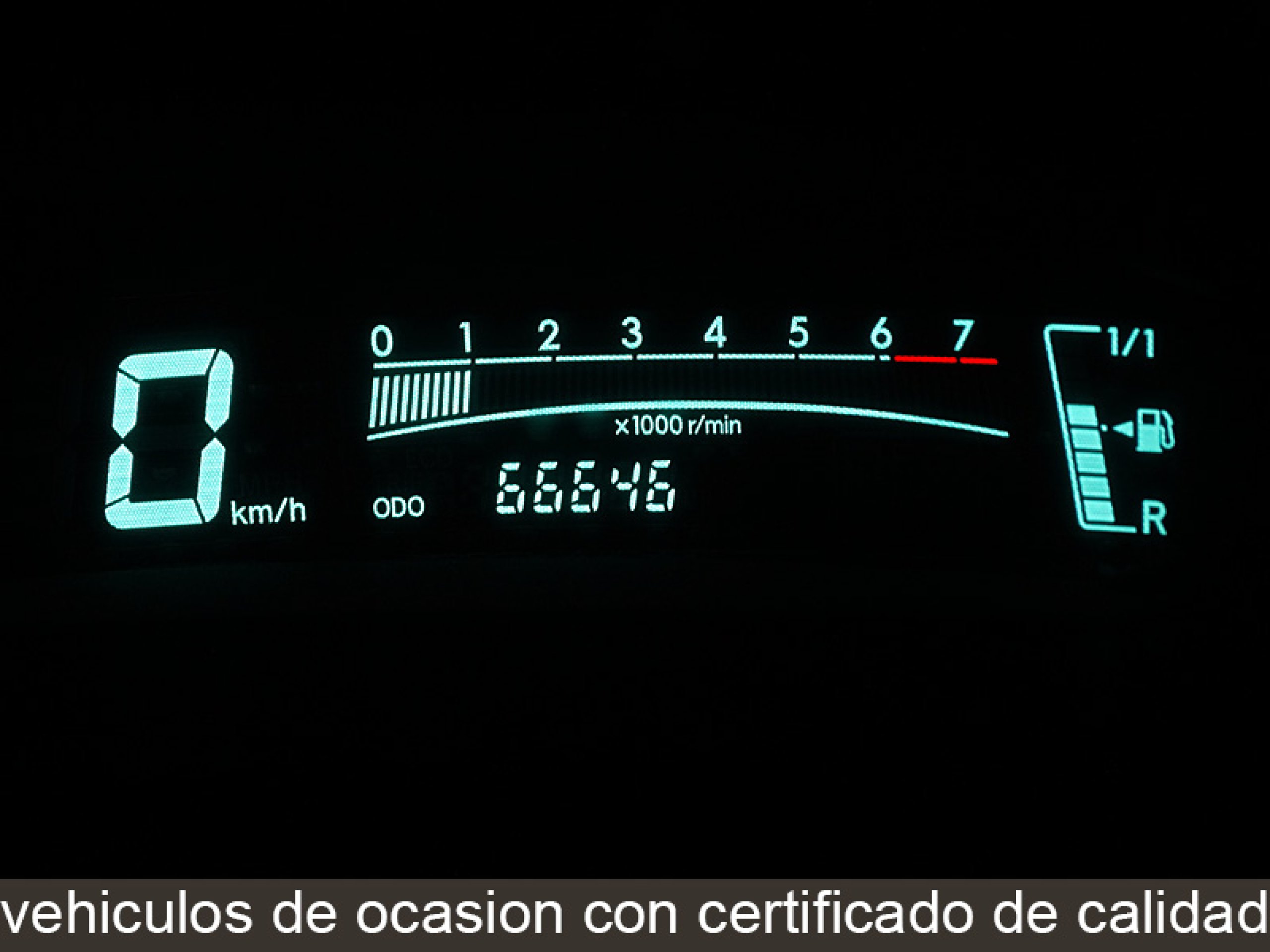 Foto Toyota Yaris 12