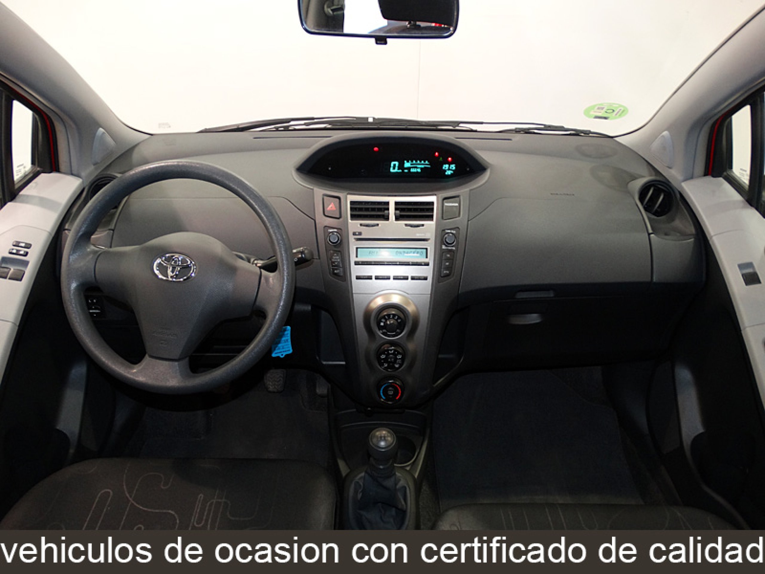 Foto Toyota Yaris 13