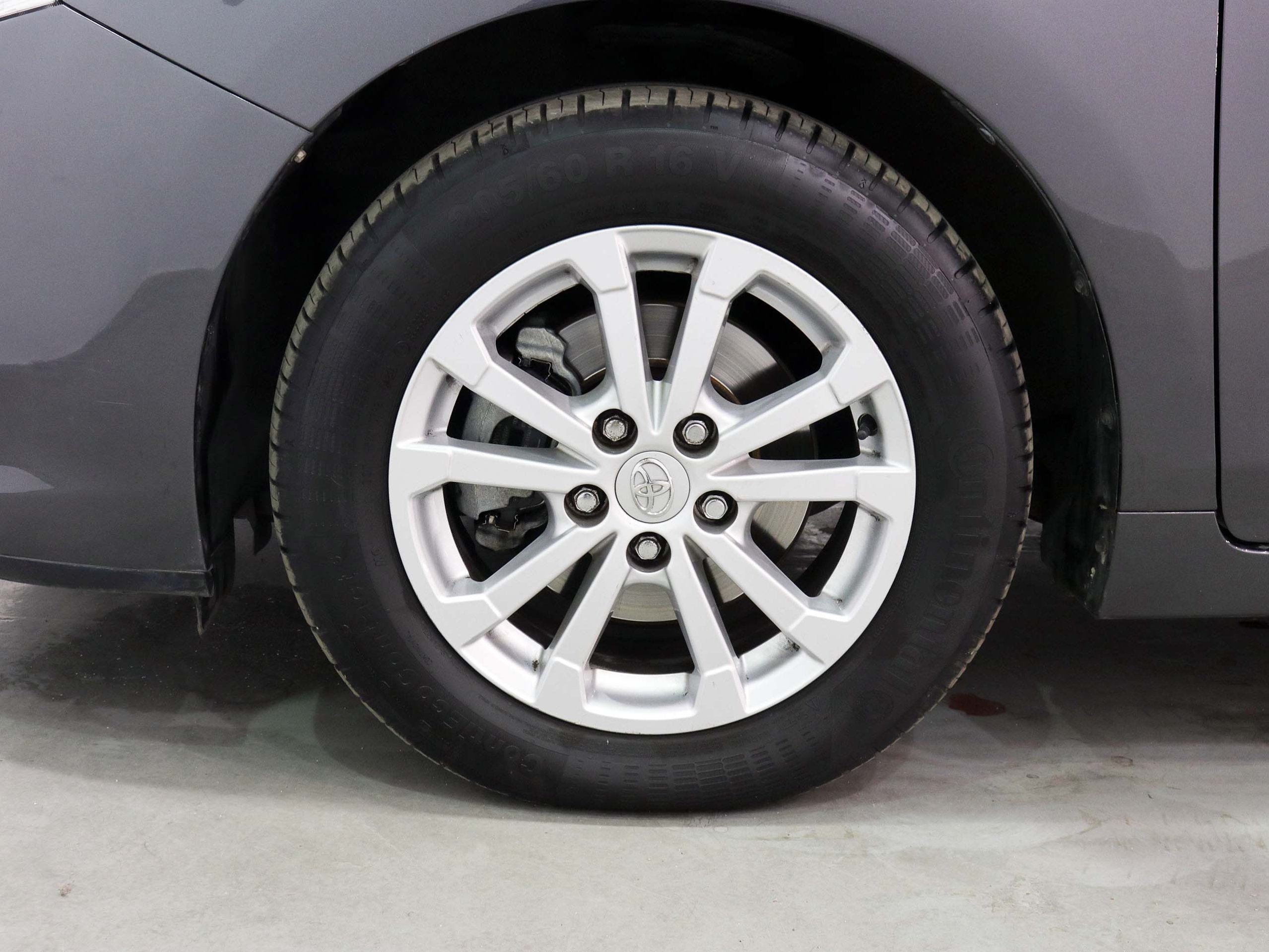 Foto Toyota Verso 41