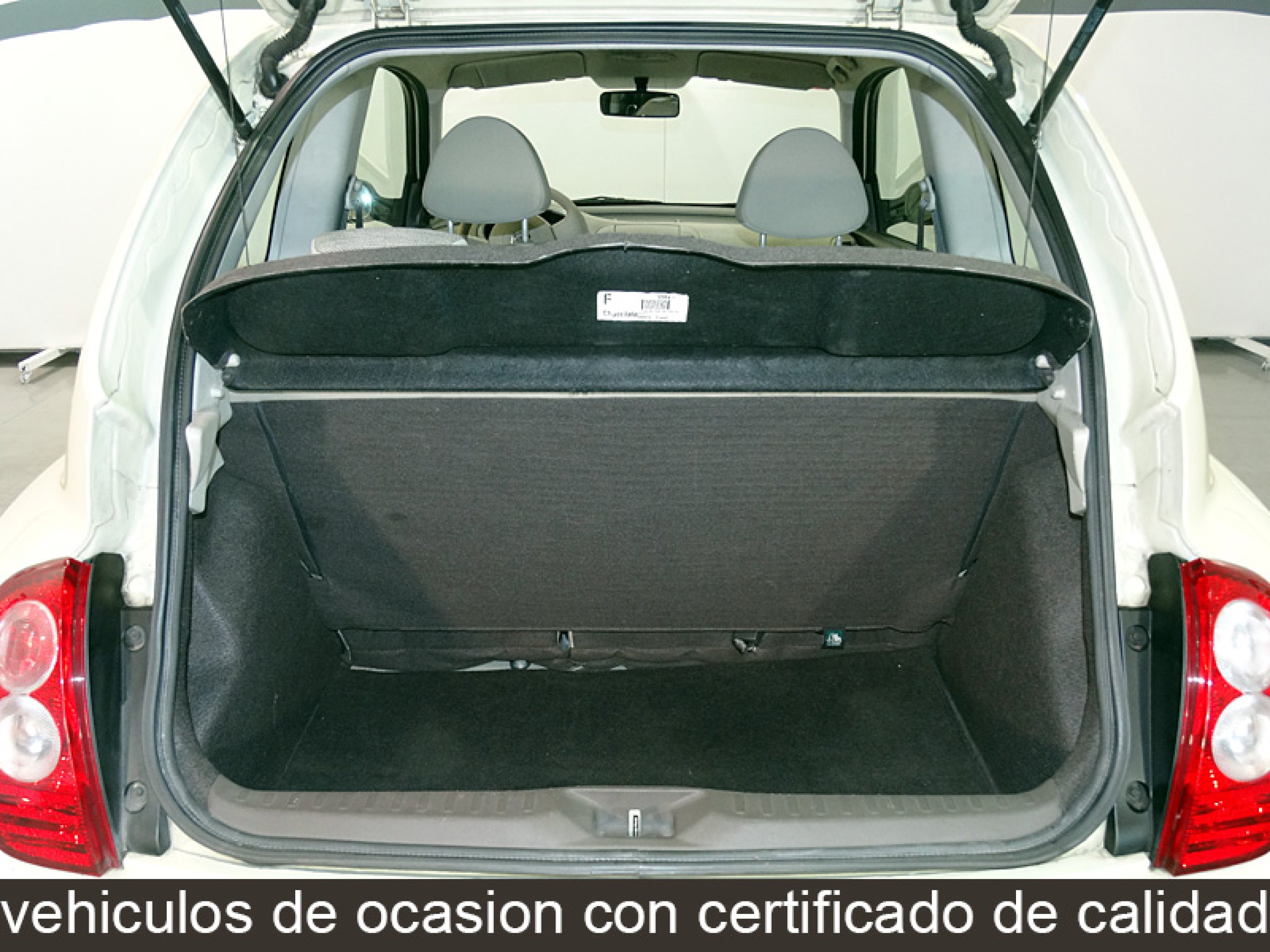 Foto Nissan Micra 9