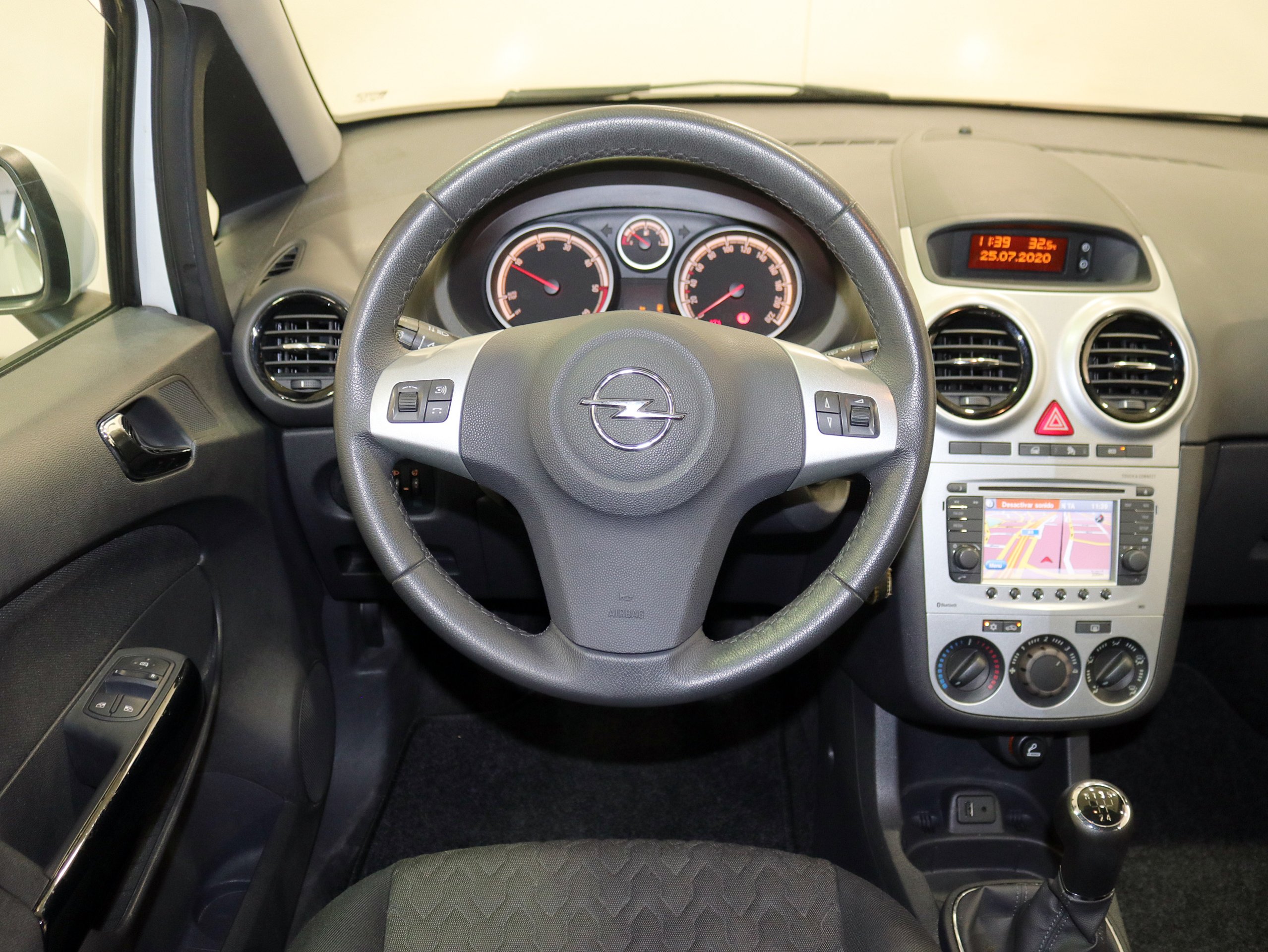 Foto Opel Corsa 18