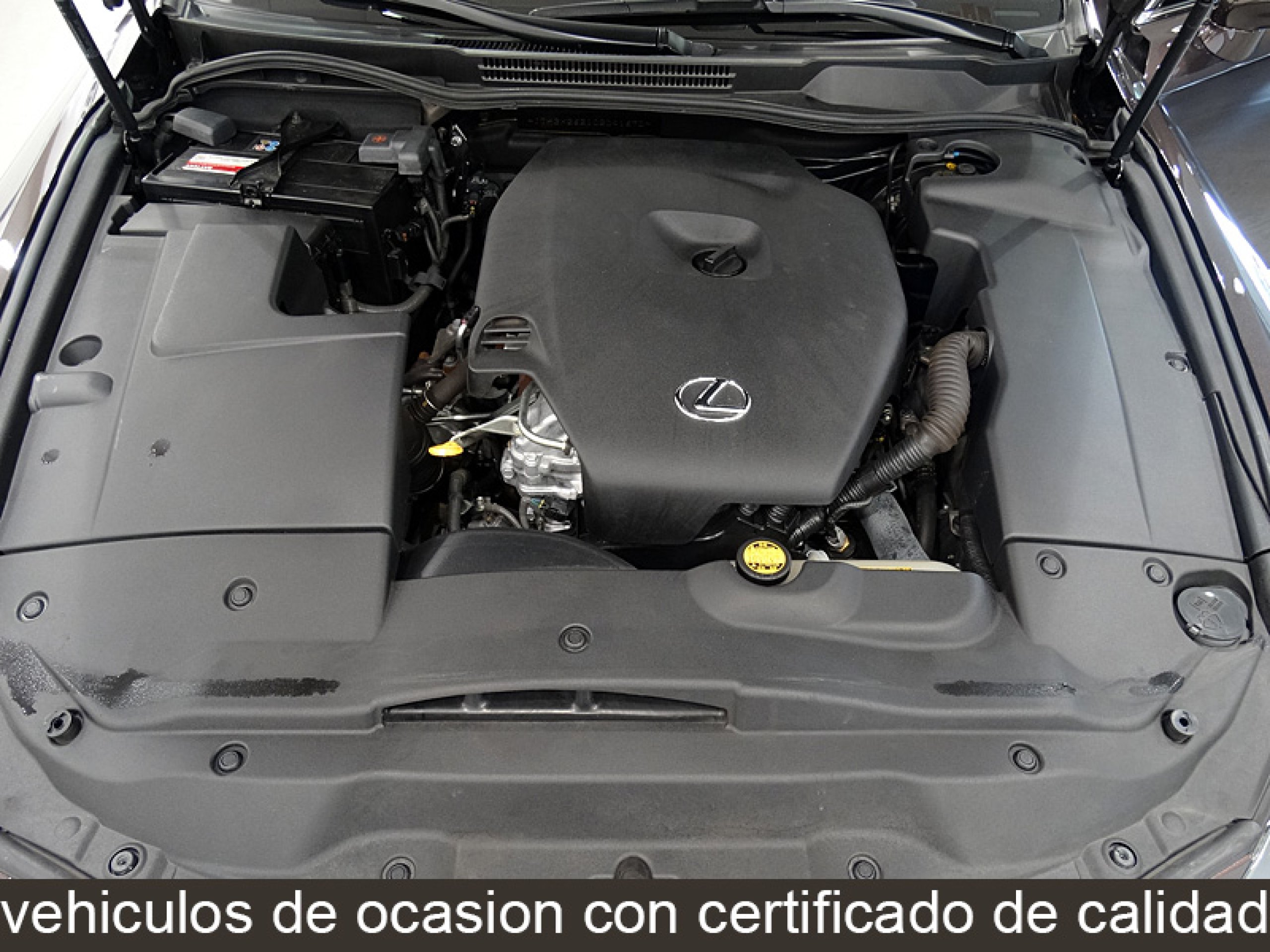 Foto Lexus IS 200 33