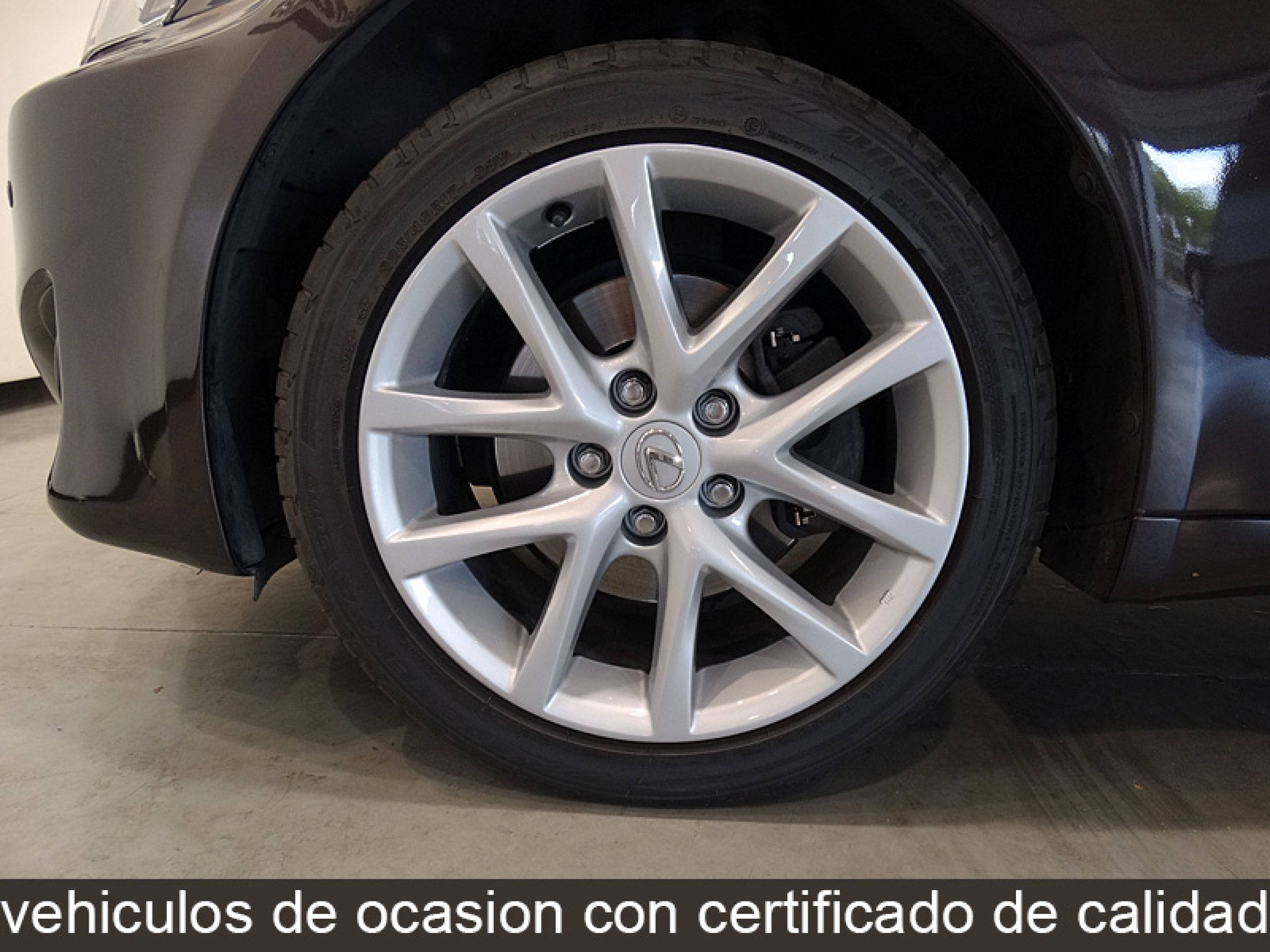 Foto Lexus IS 200 34
