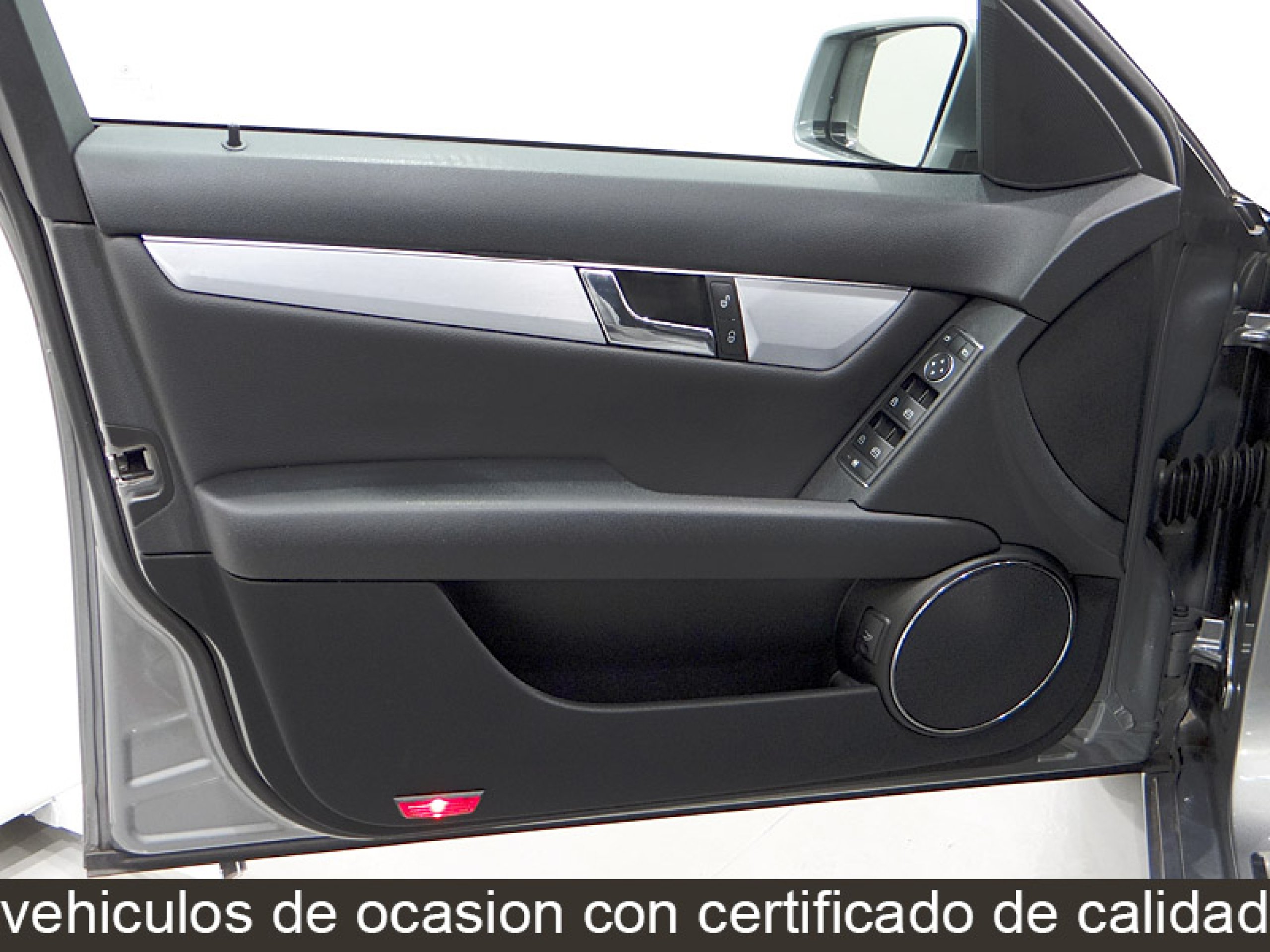 Foto Mercedes-Benz C 200 29