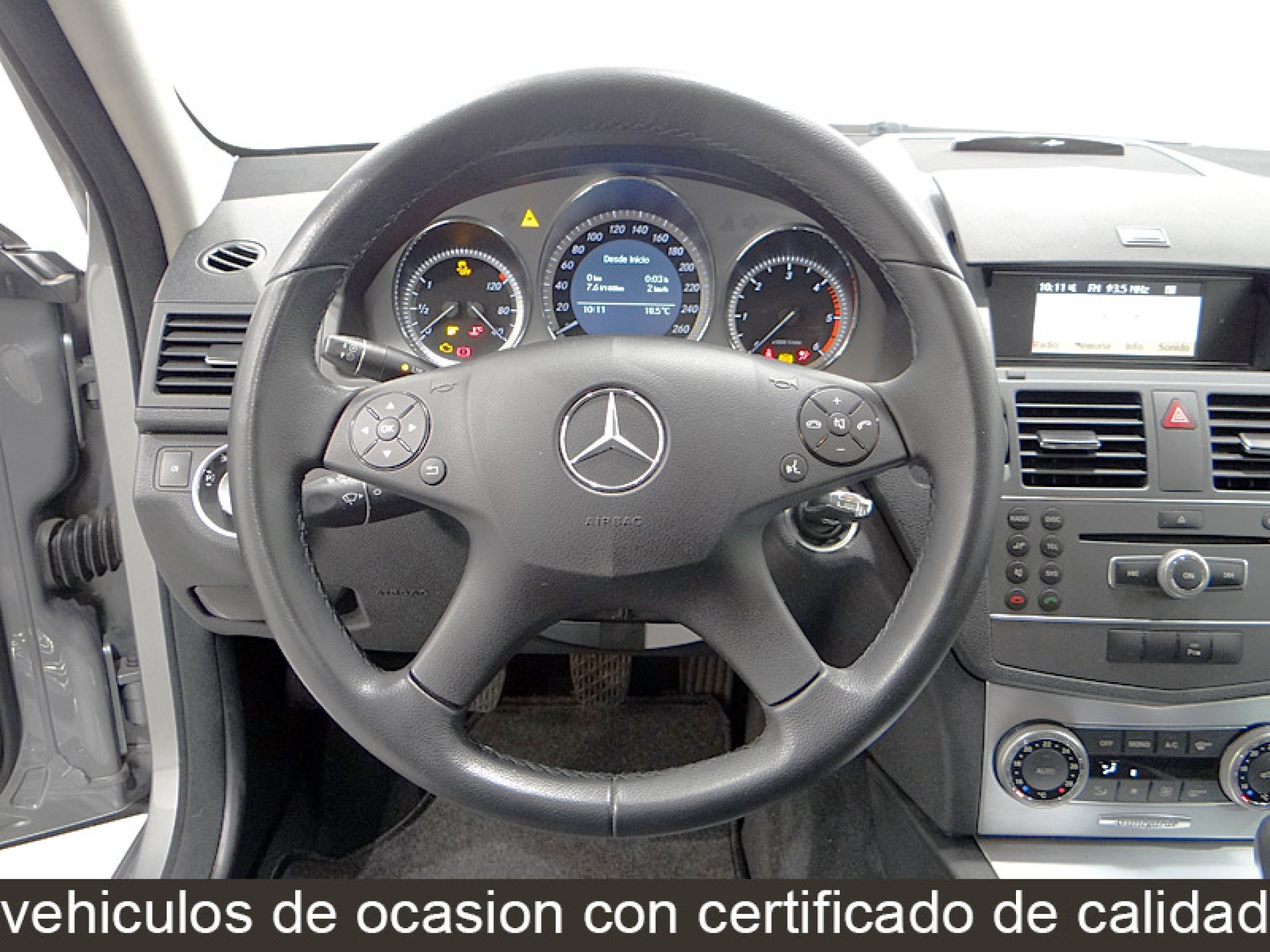 Foto Mercedes-Benz C 200 33