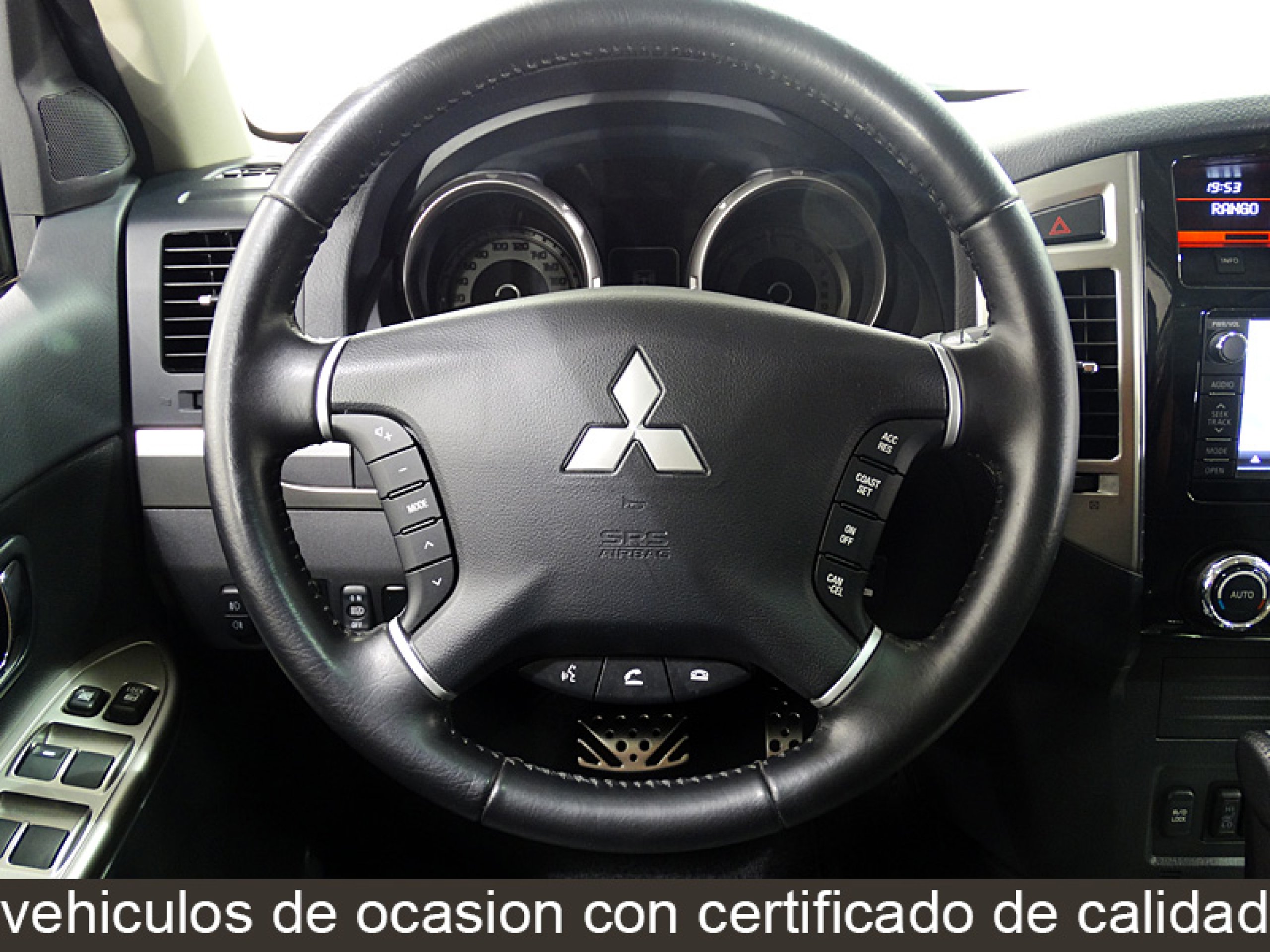 Foto Mitsubishi Montero 26
