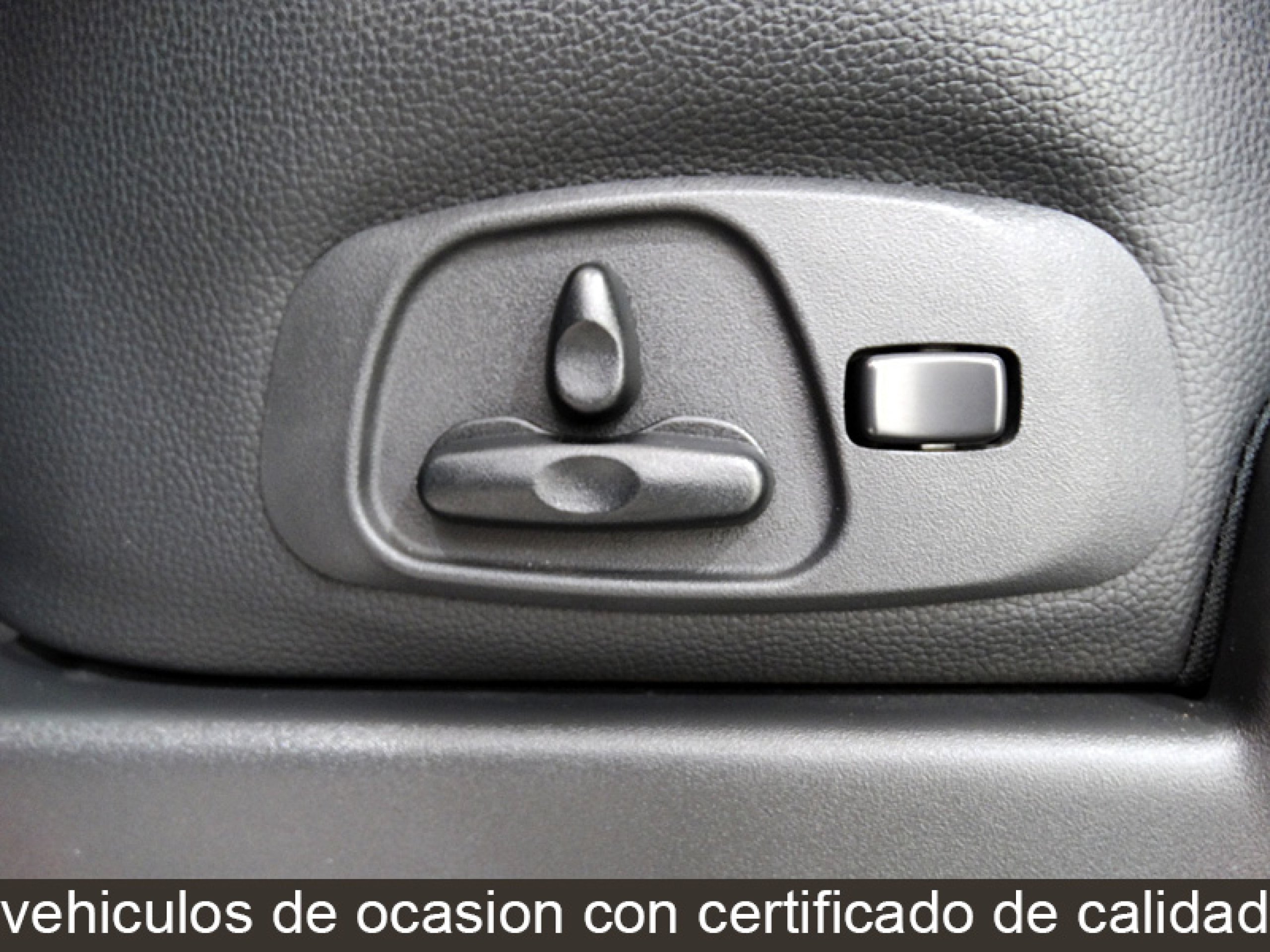 Foto Mitsubishi Montero 27
