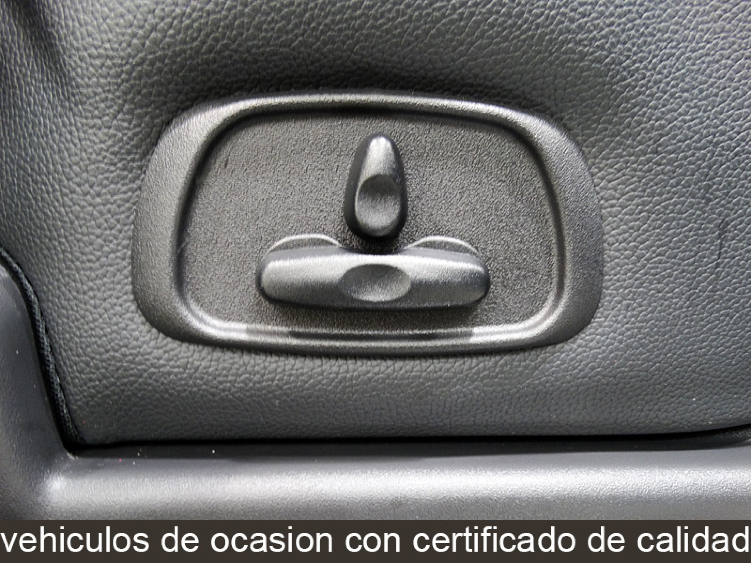 Foto Mitsubishi Montero 28
