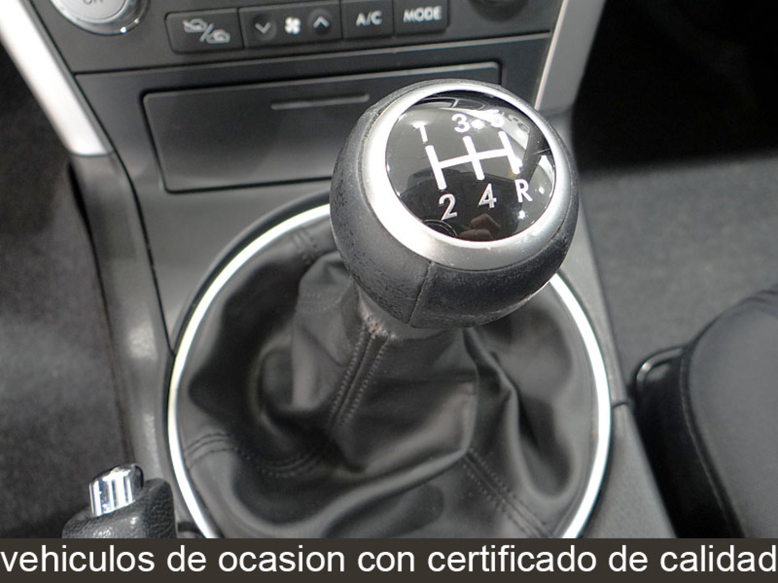 Foto Subaru Legacy 32
