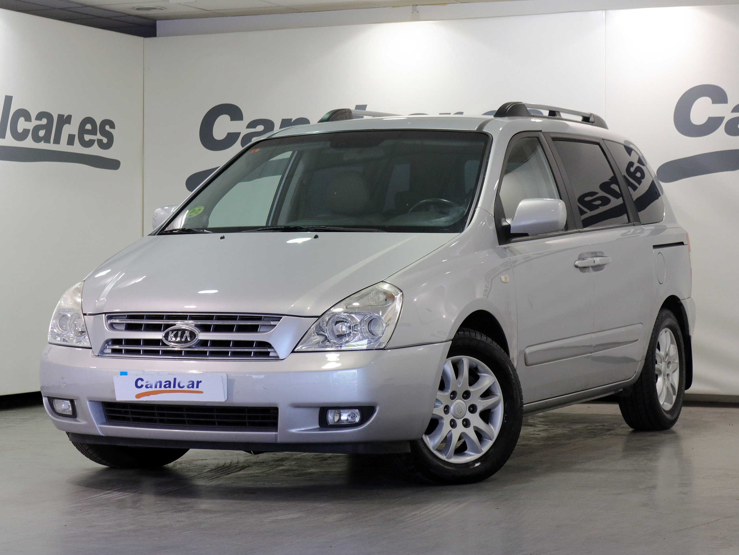 Foto Kia Carnival 1
