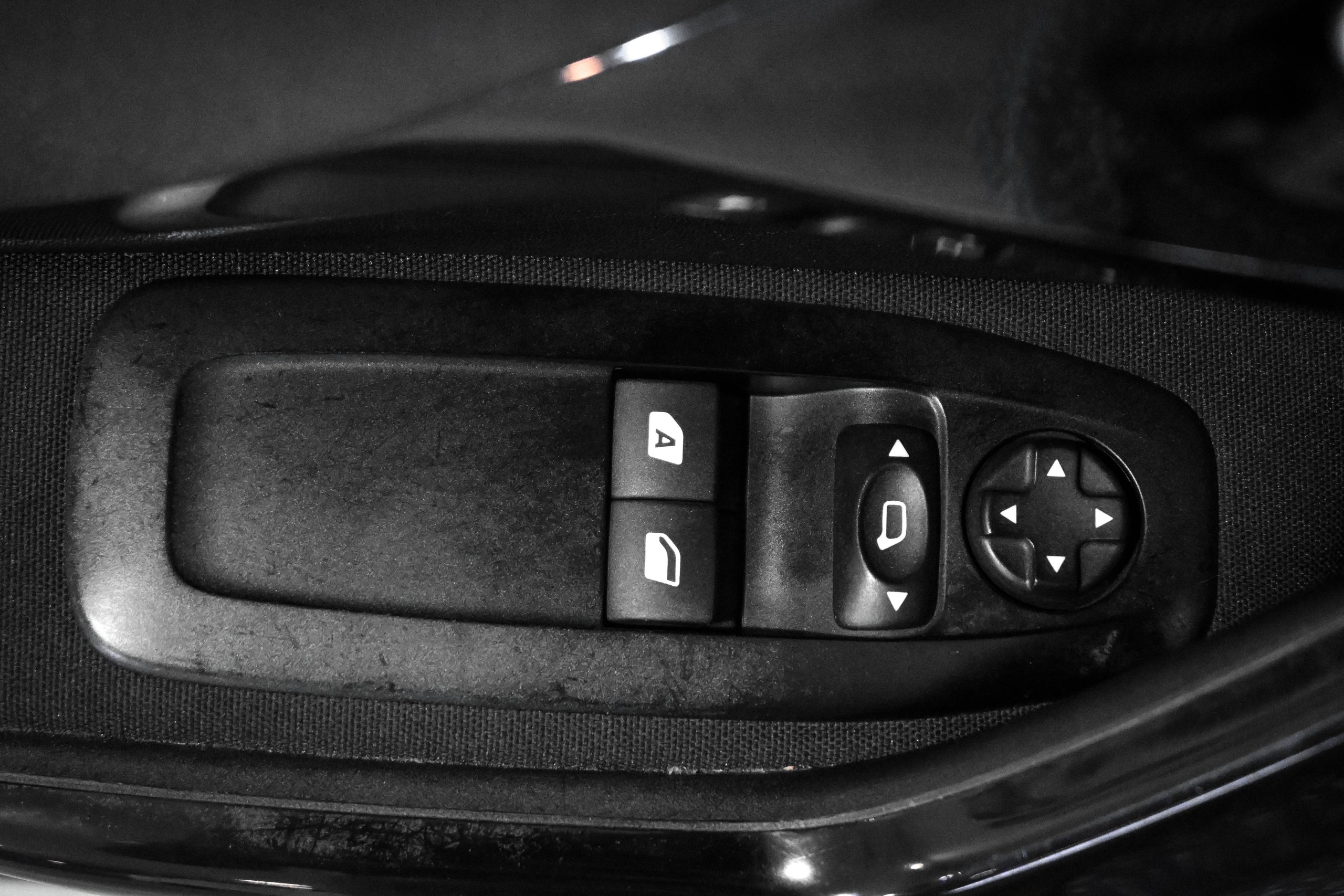 Foto Peugeot 208 31