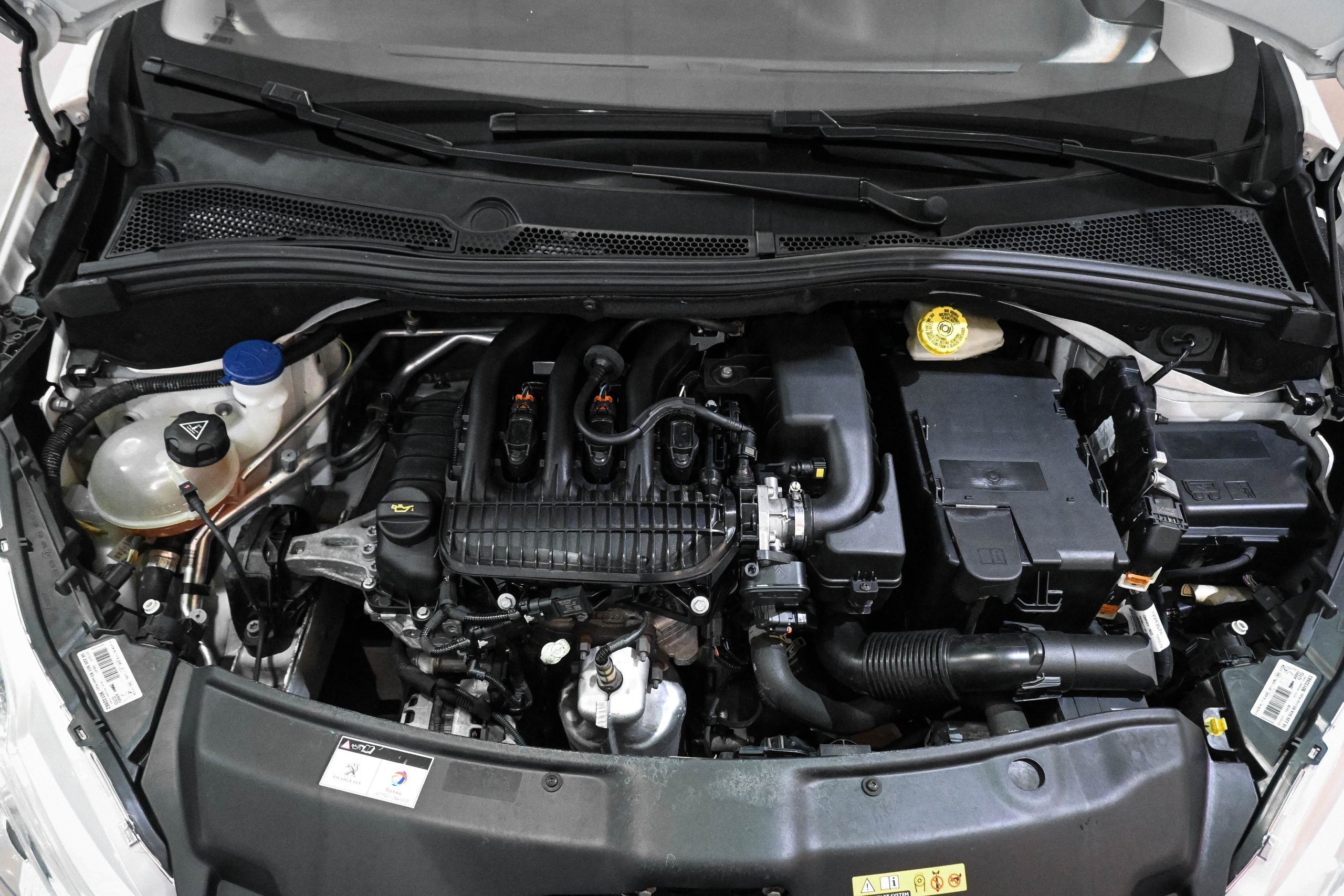 Foto Peugeot 208 8