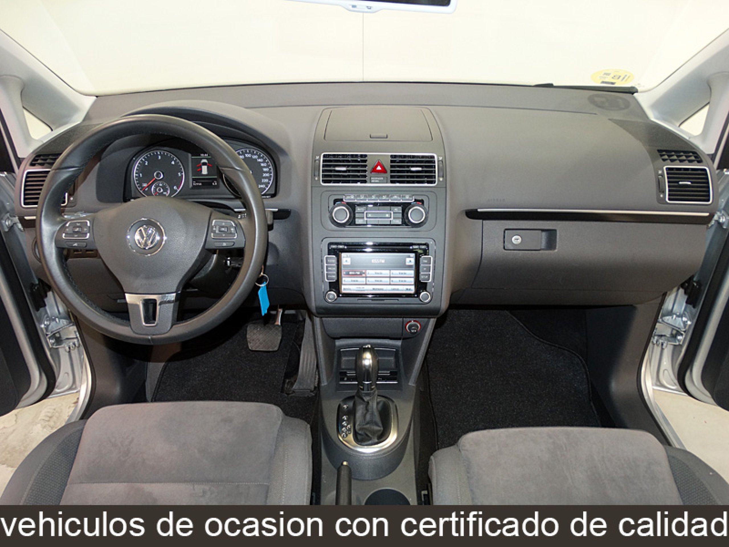 Foto Volkswagen Touran 24
