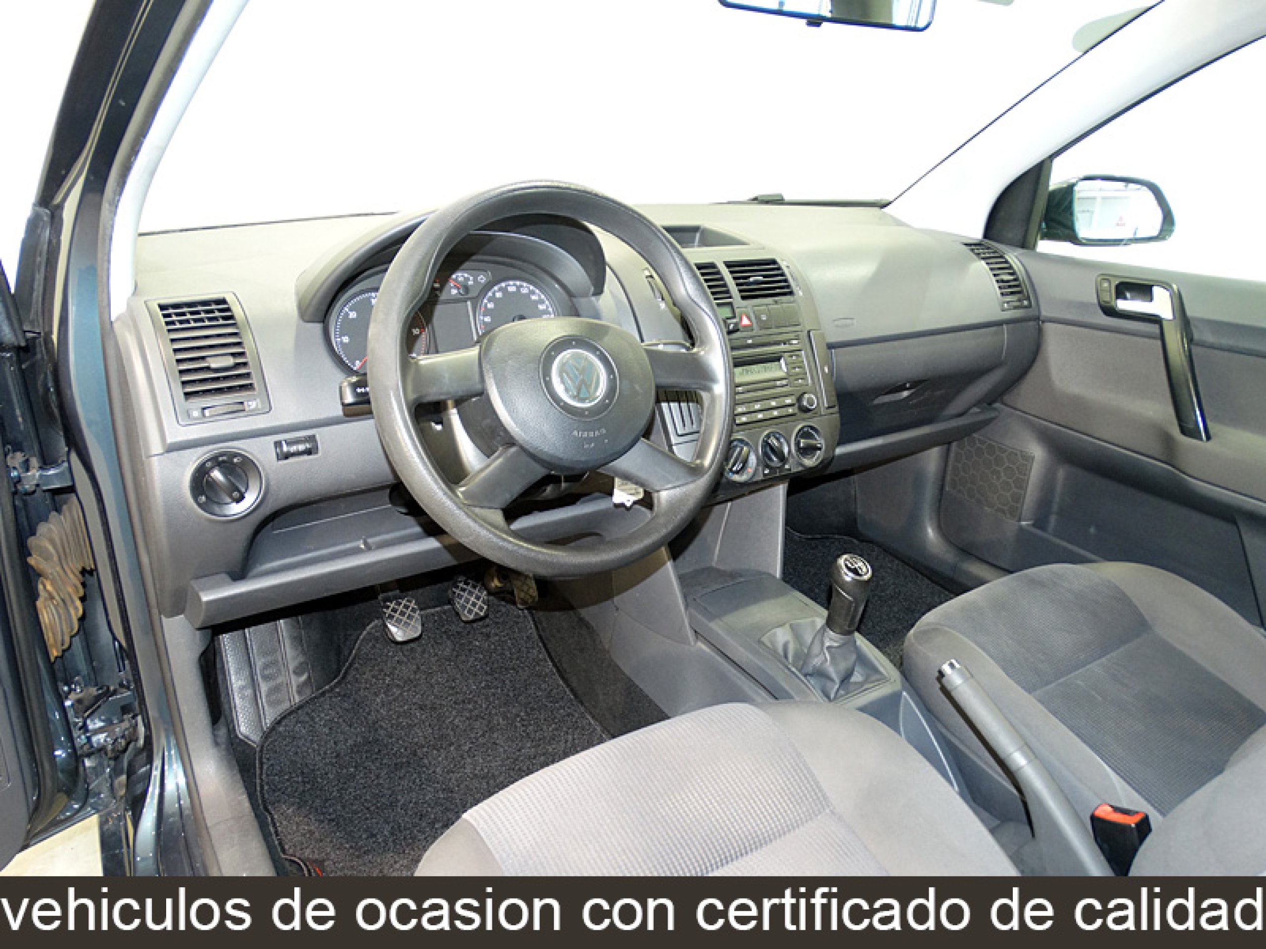 Foto Volkswagen Polo 14 Foto Volkswagen Polo 14