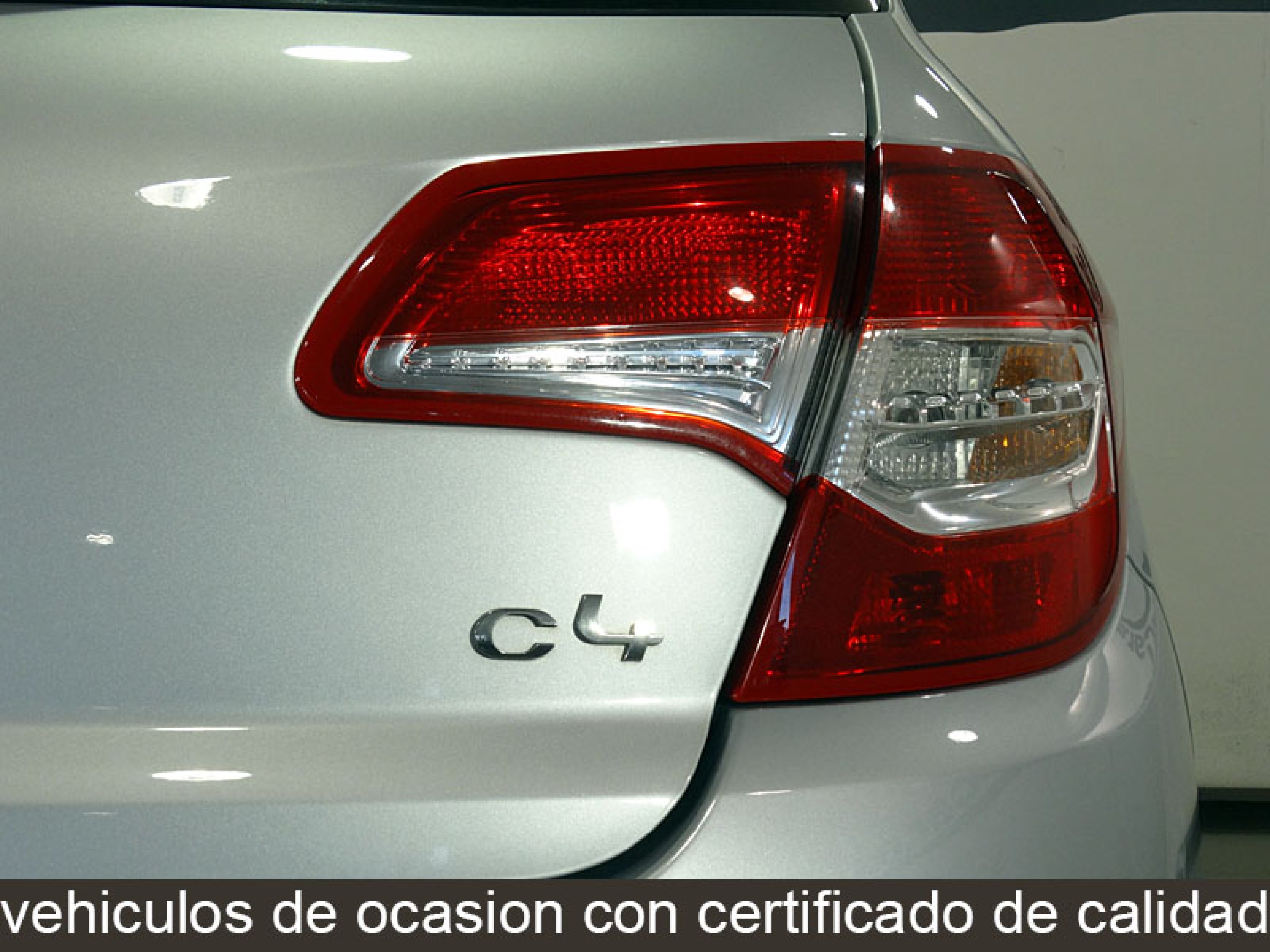 Foto Citroen C4 11