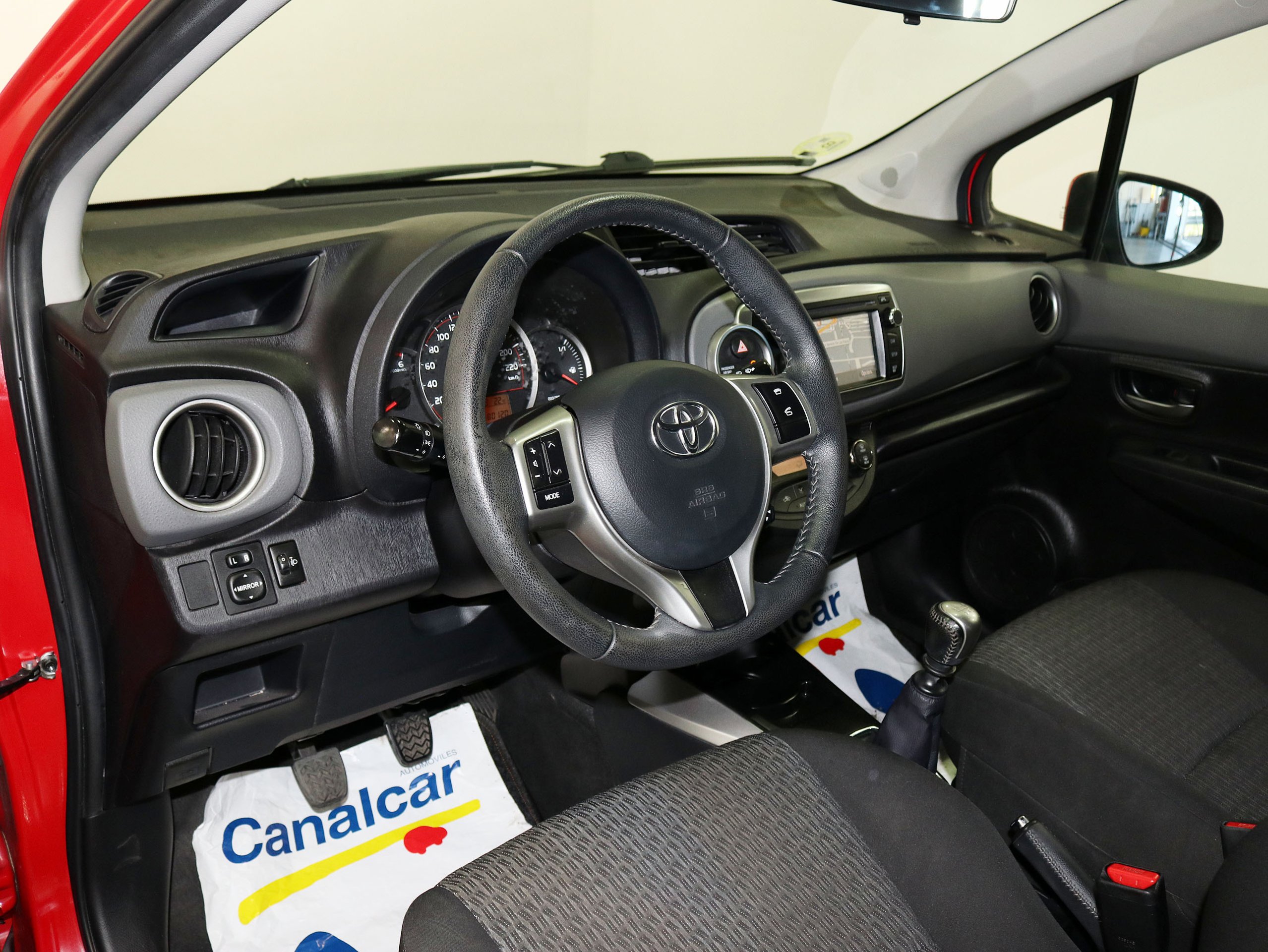 Foto Toyota Yaris 23