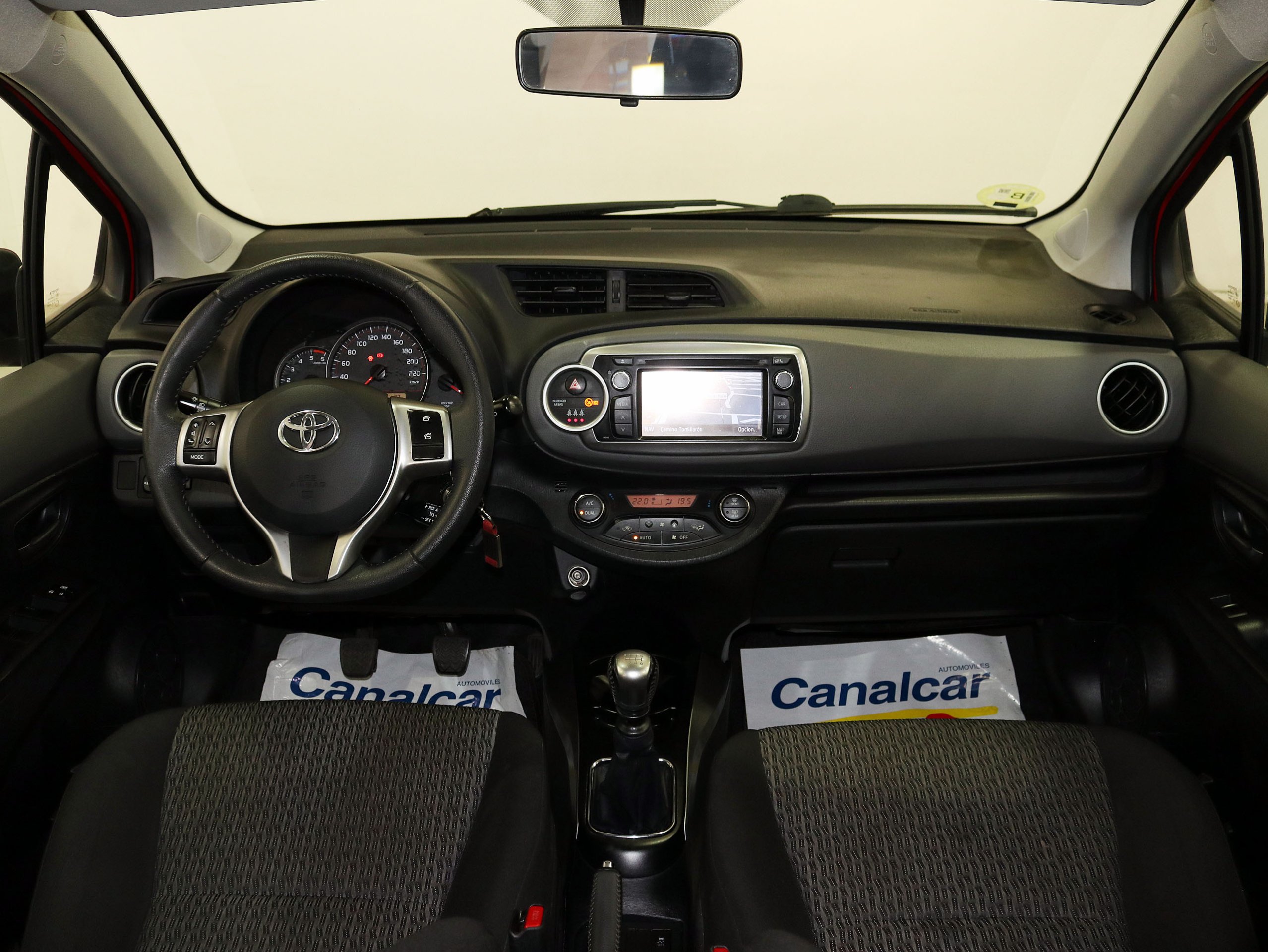 Foto Toyota Yaris 24